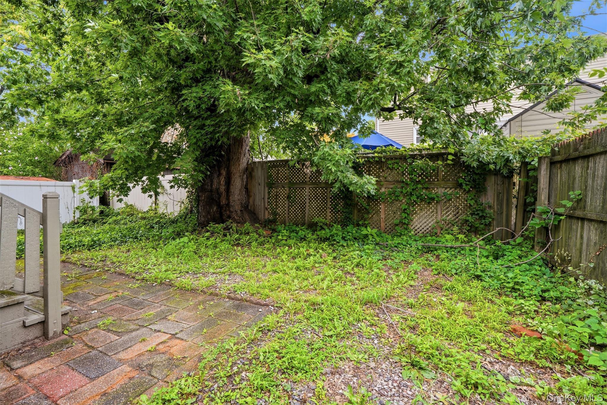 Single Family Demorest Avenue  Staten Island, NY 10314, MLS-1034610-41
