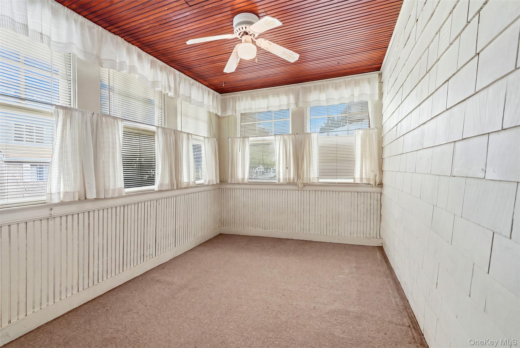 Single Family Demorest Avenue  Staten Island, NY 10314, MLS-1034610-8