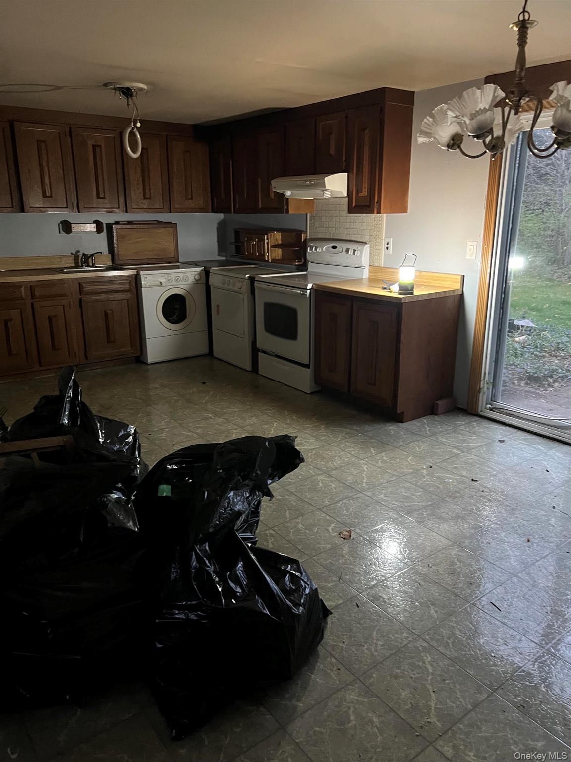Single Family Balsam Drive Suffolk County, NY 11763, MLS-1034633-2