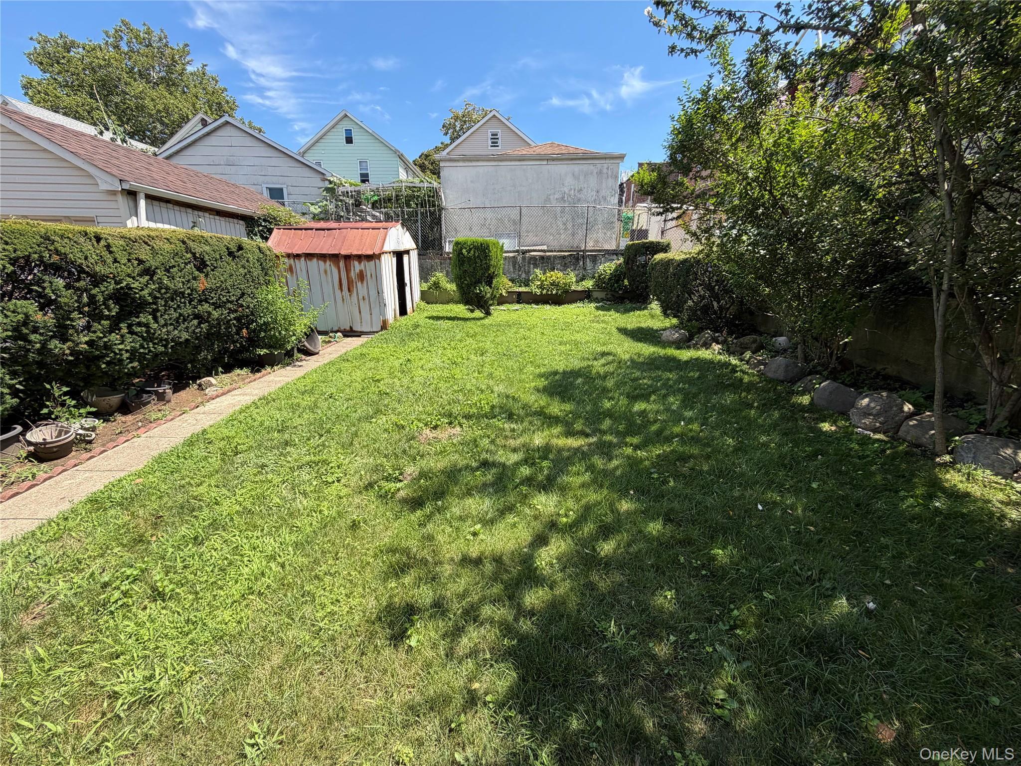 Single Family 161st Street  Queens, NY 11365, MLS-1034634-16