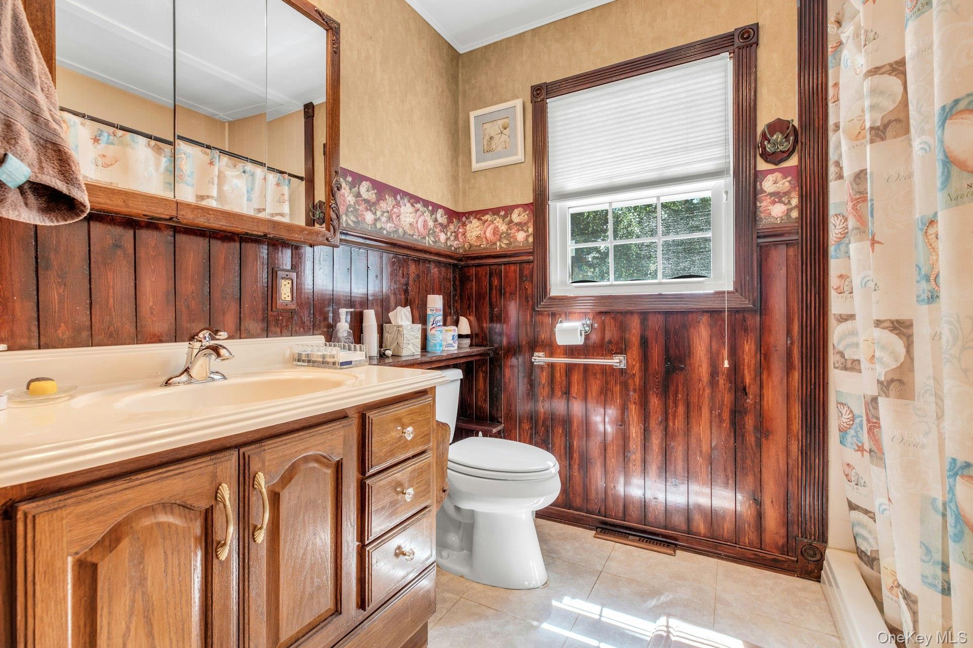 Single Family Columbine Avenue N Suffolk County, NY 11946, MLS-1034637-13