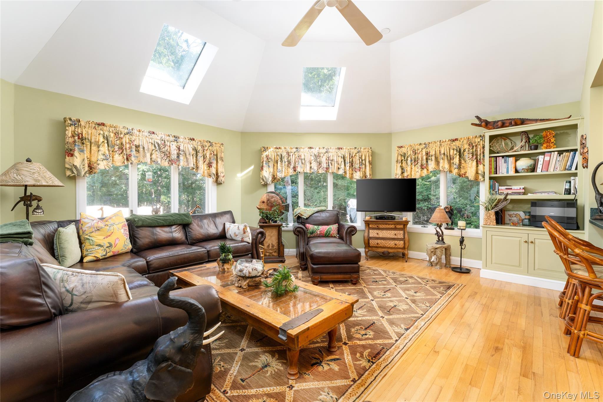 Single Family Bay Avenue W Suffolk County, NY 11946, MLS-1034640-19