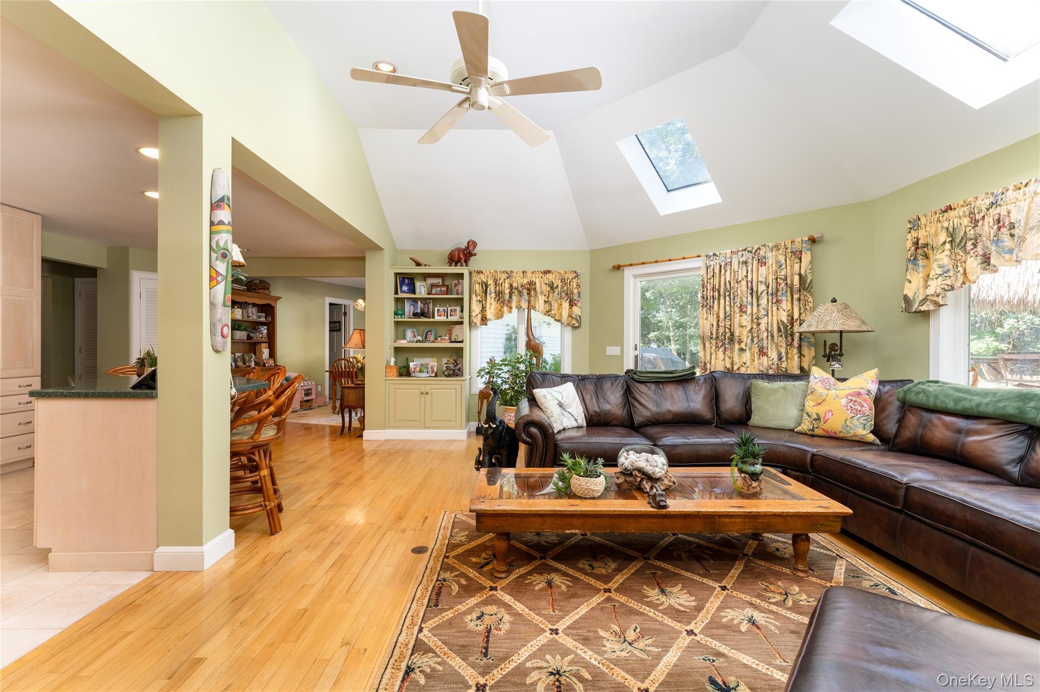 Single Family Bay Avenue W Suffolk County, NY 11946, MLS-1034640-20