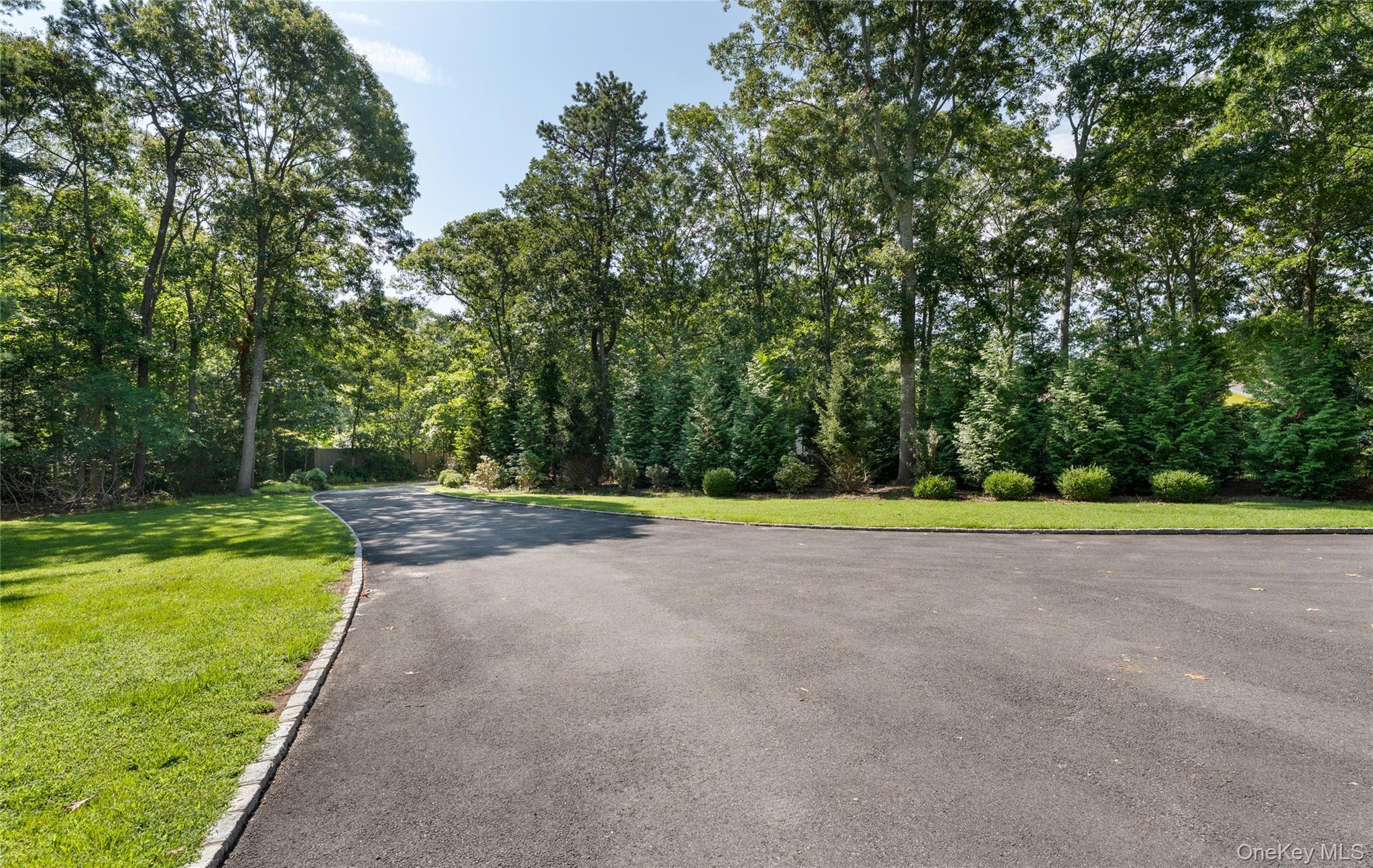 Single Family Bay Avenue W Suffolk County, NY 11946, MLS-1034640-33