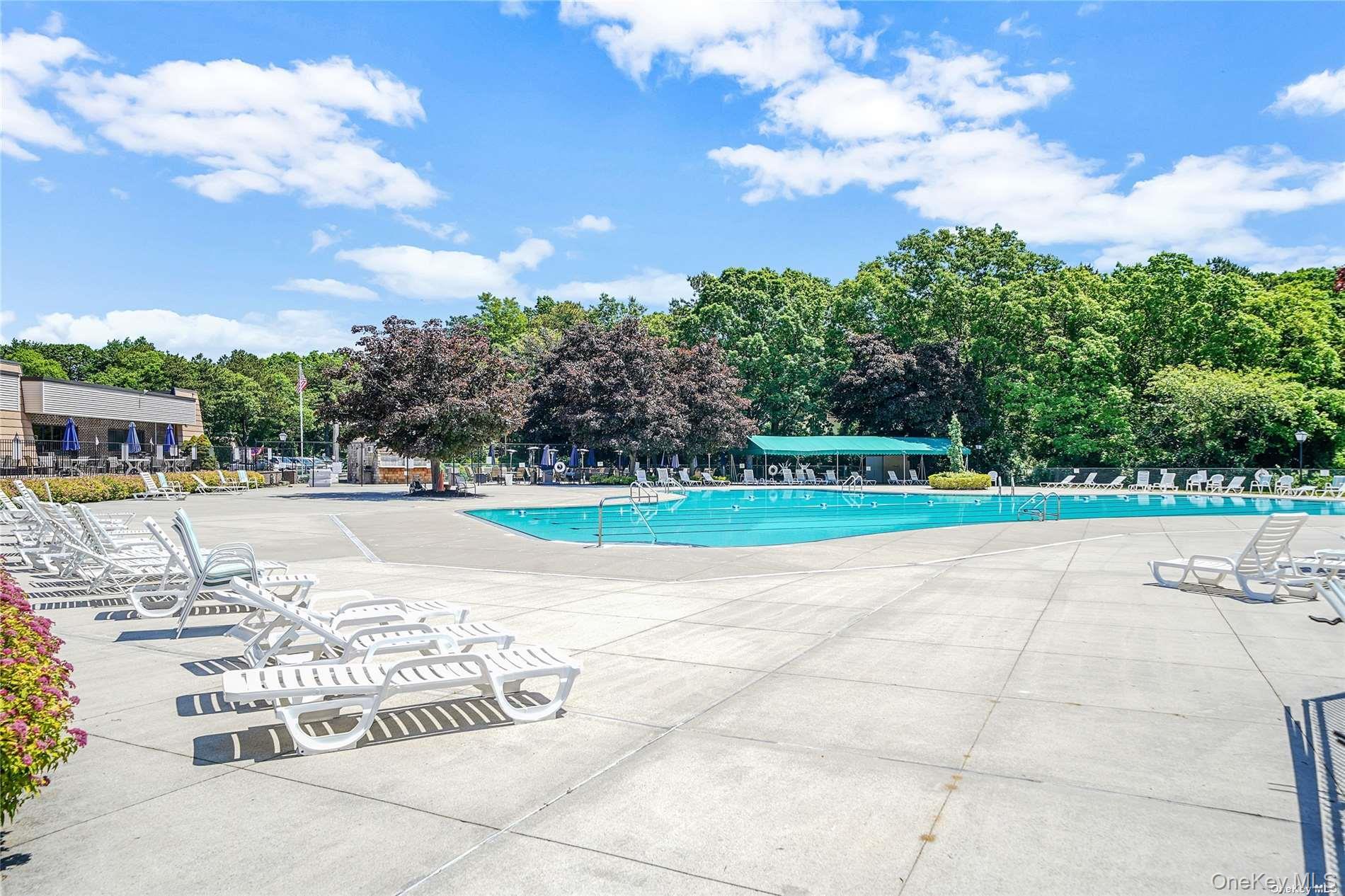 Single Family Birchwood Road  Suffolk County, NY 11763, MLS-1034641-21