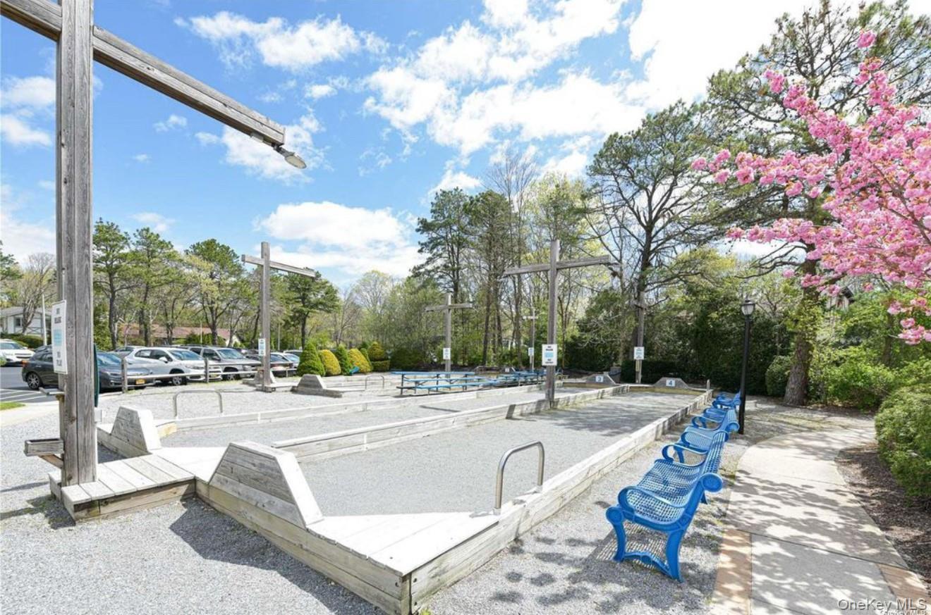 Single Family Birchwood Road  Suffolk County, NY 11763, MLS-1034641-40