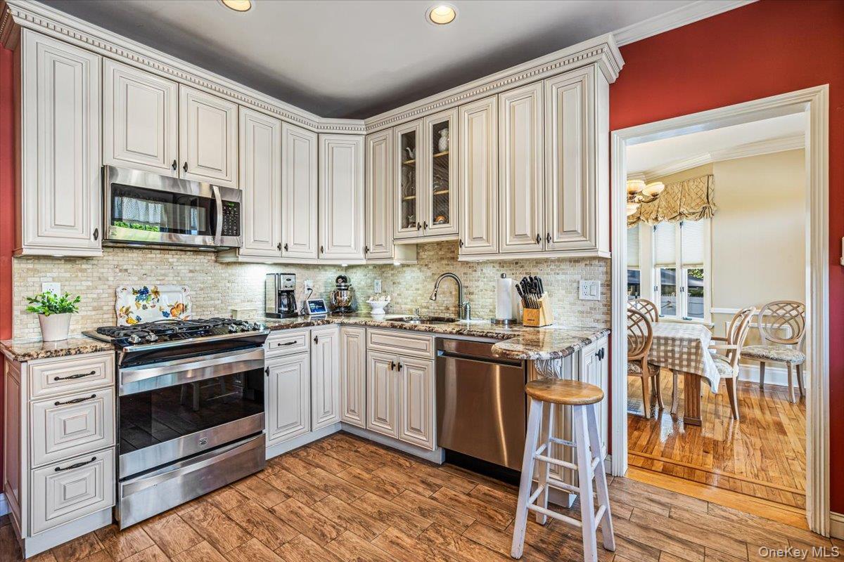 Single Family 149th Street  Queens, NY 11357, MLS-1034648-12