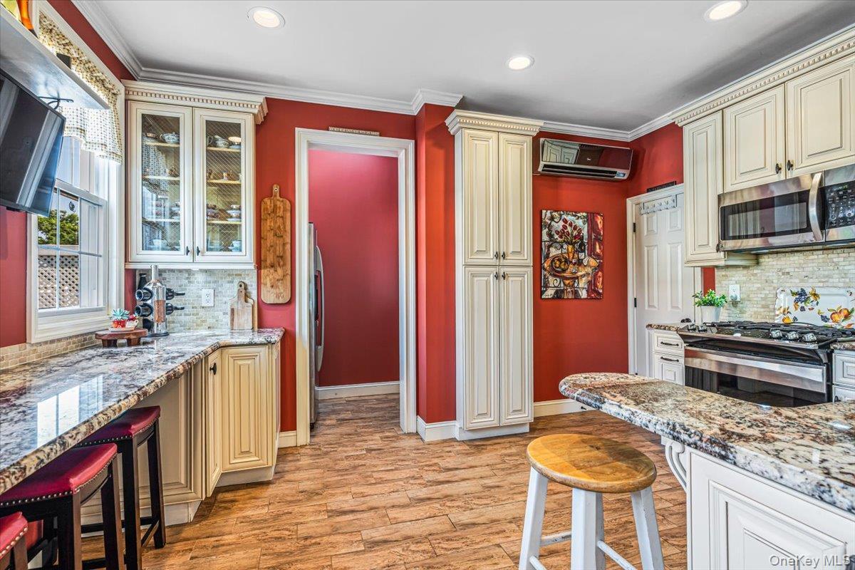 Single Family 149th Street  Queens, NY 11357, MLS-1034648-13