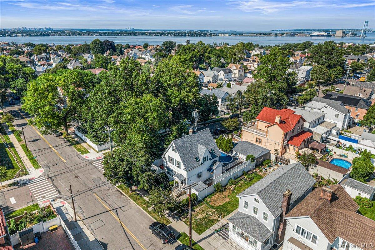 Single Family 149th Street  Queens, NY 11357, MLS-1034648-3