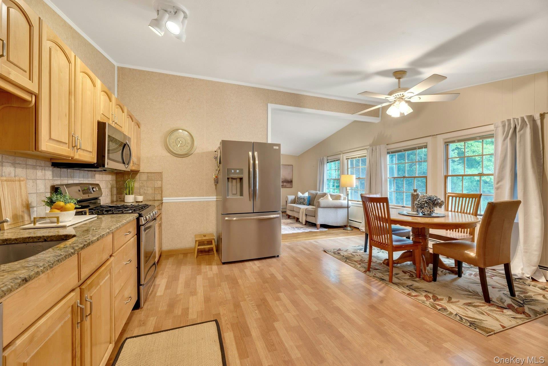 Single Family Crestwood Lane Suffolk County, NY 11779, MLS-1034658-10