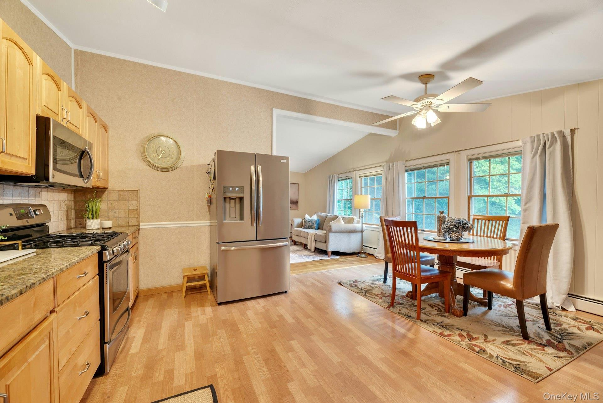 Single Family Crestwood Lane Suffolk County, NY 11779, MLS-1034658-11