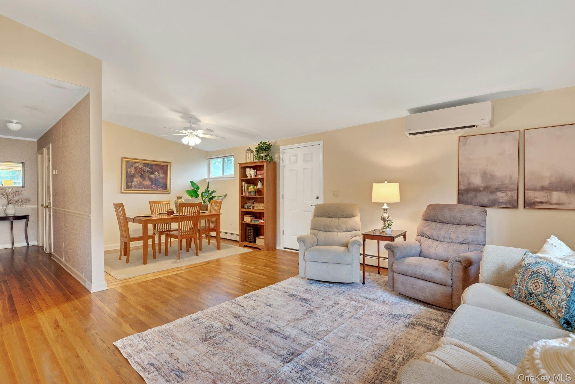 Single Family Crestwood Lane Suffolk County, NY 11779, MLS-1034658-14