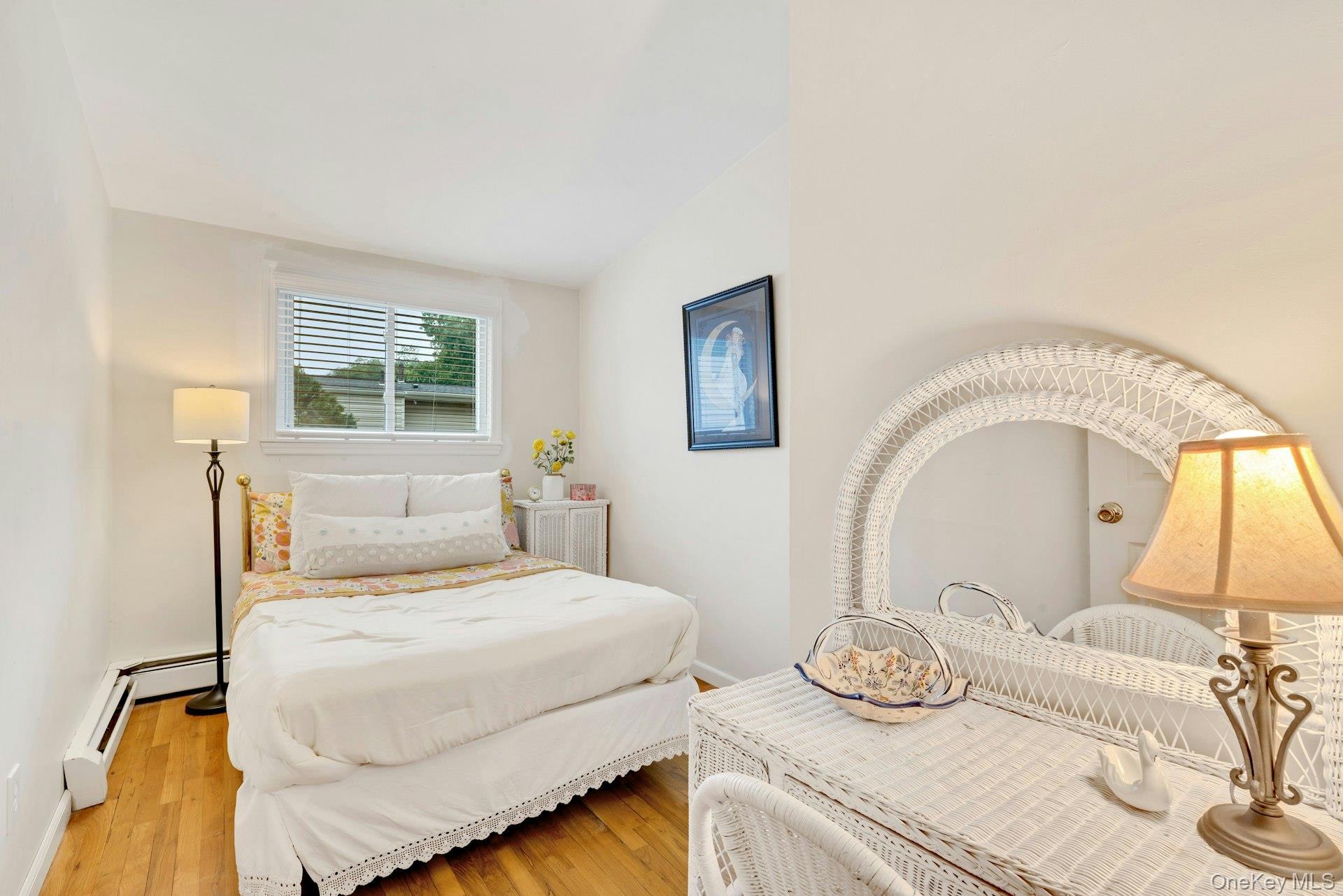 Single Family Crestwood Lane Suffolk County, NY 11779, MLS-1034658-18