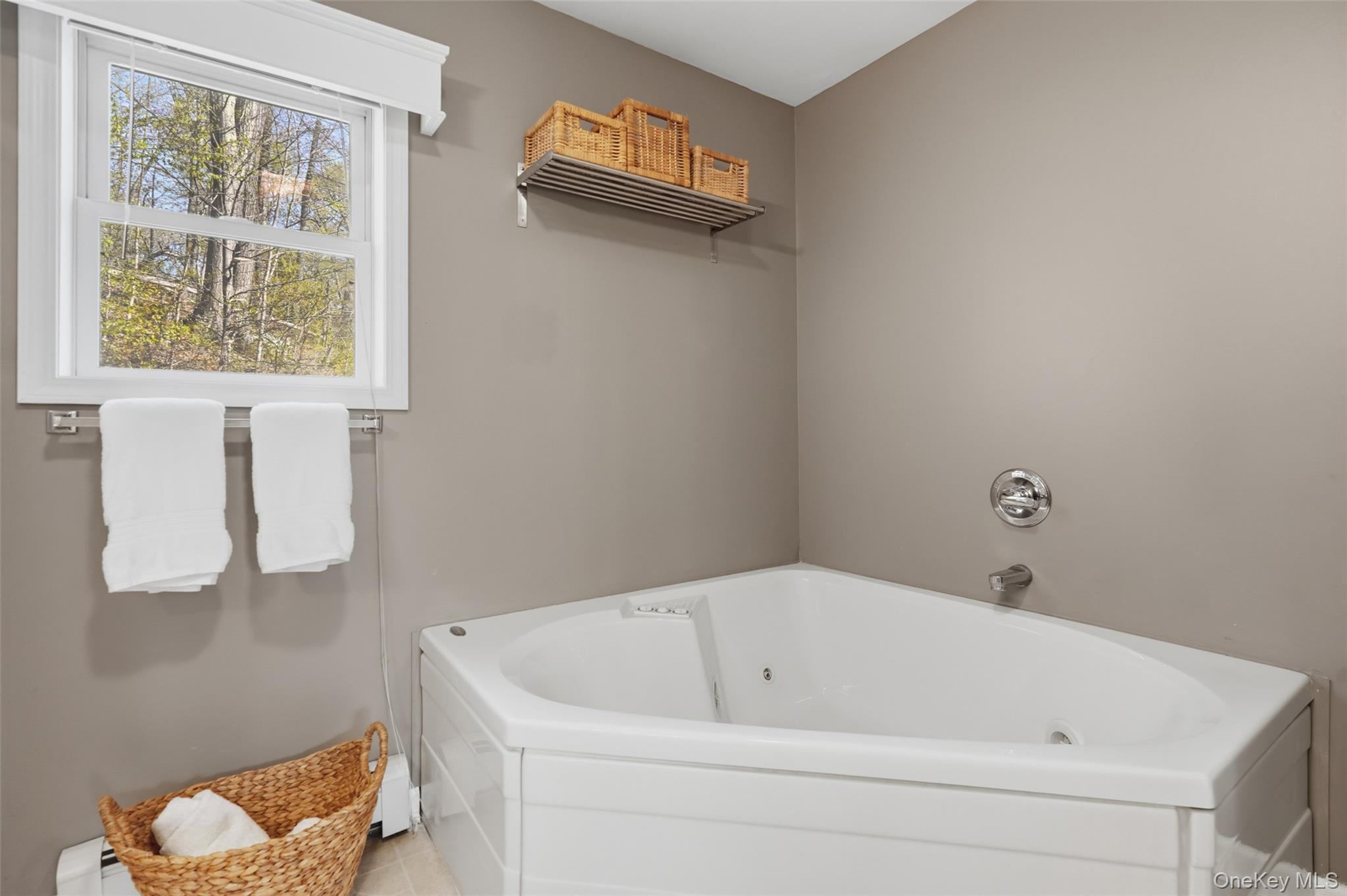 Single Family Gates Drive Putnam County, NY 12563, MLS-1034688-16