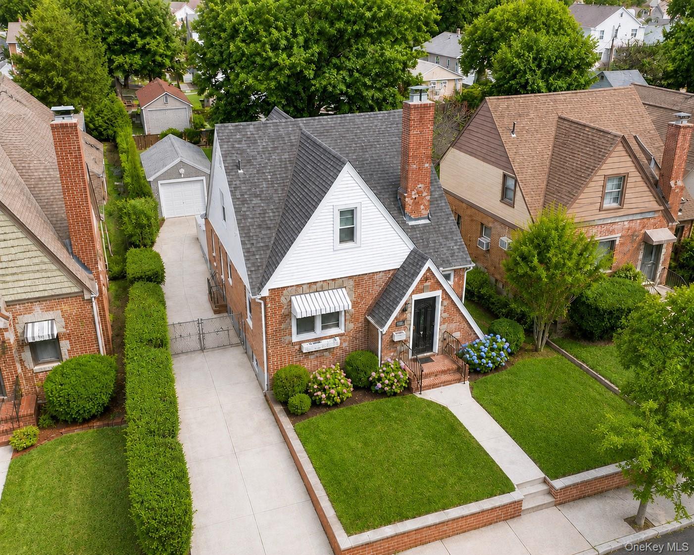 Single Family 220th Street Queens, NY 11411, MLS-1034691-3