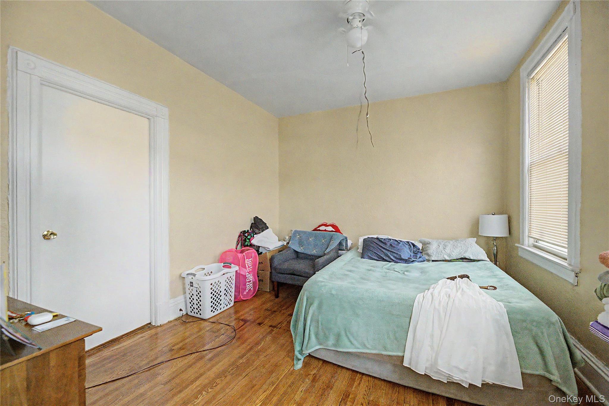 Single Family Crescent Place  Westchester County, NY 10704, MLS-1034742-18