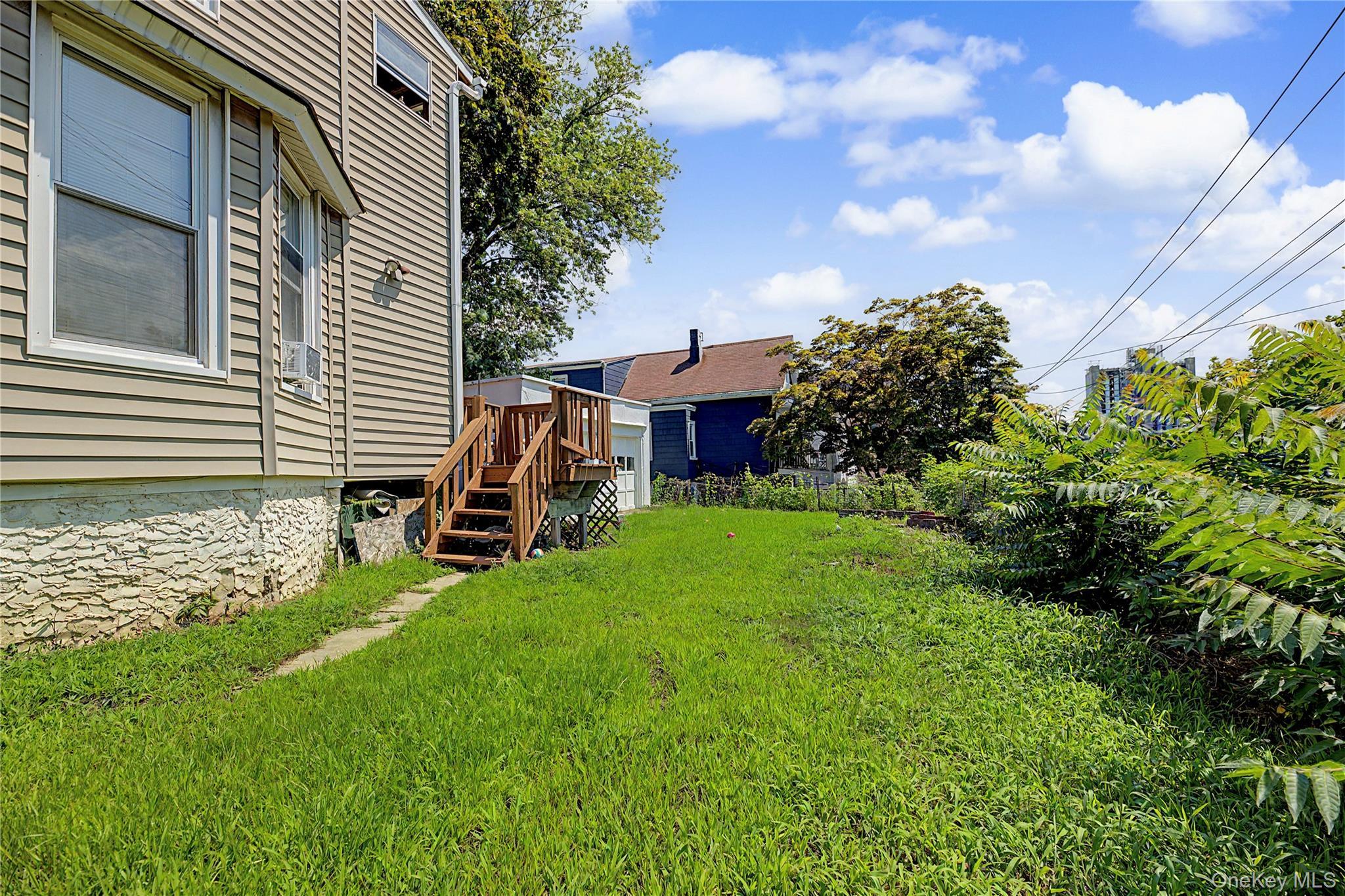 Single Family Crescent Place  Westchester County, NY 10704, MLS-1034742-4