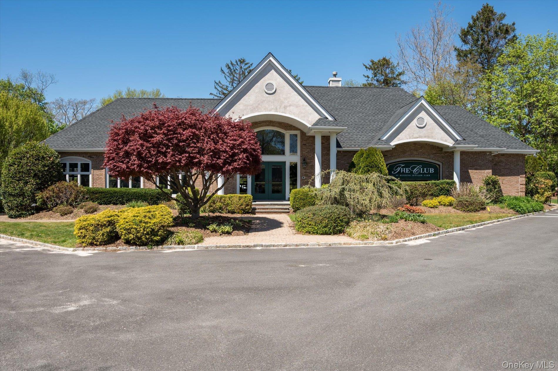 Single Family Fox Hollow Court Suffolk County, NY 11746, MLS-1034755-42