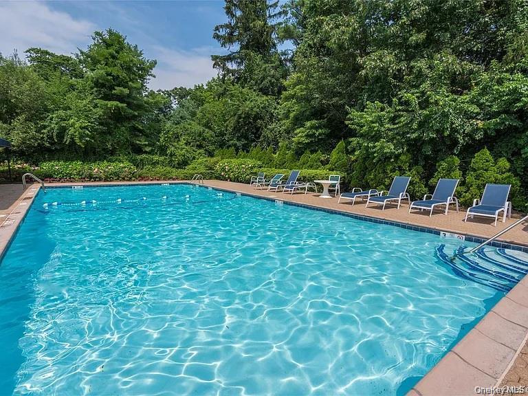Single Family Fox Hollow Court Suffolk County, NY 11746, MLS-1034755-43