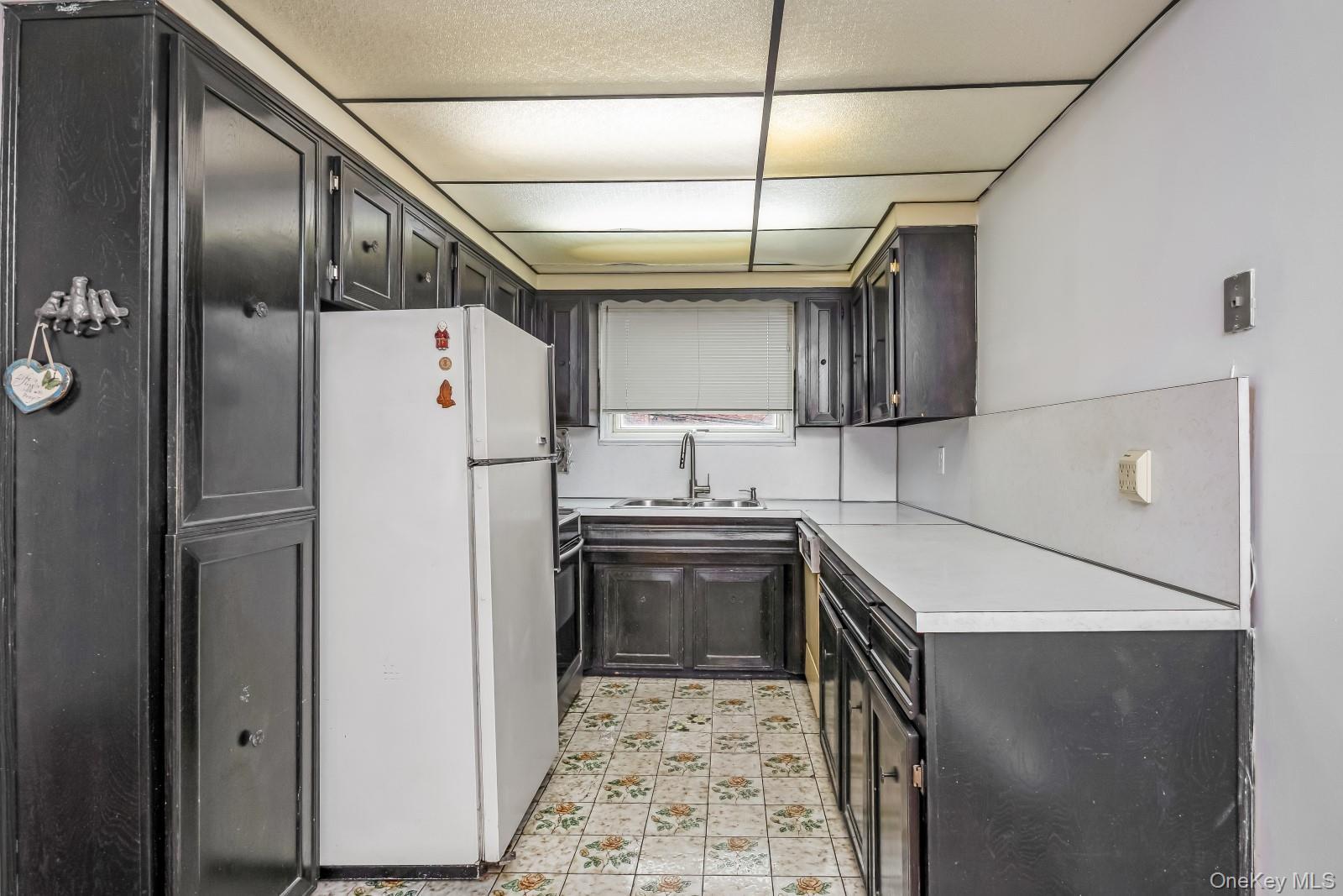Single Family 75th Street Queens, NY 11379, MLS-1034758-14