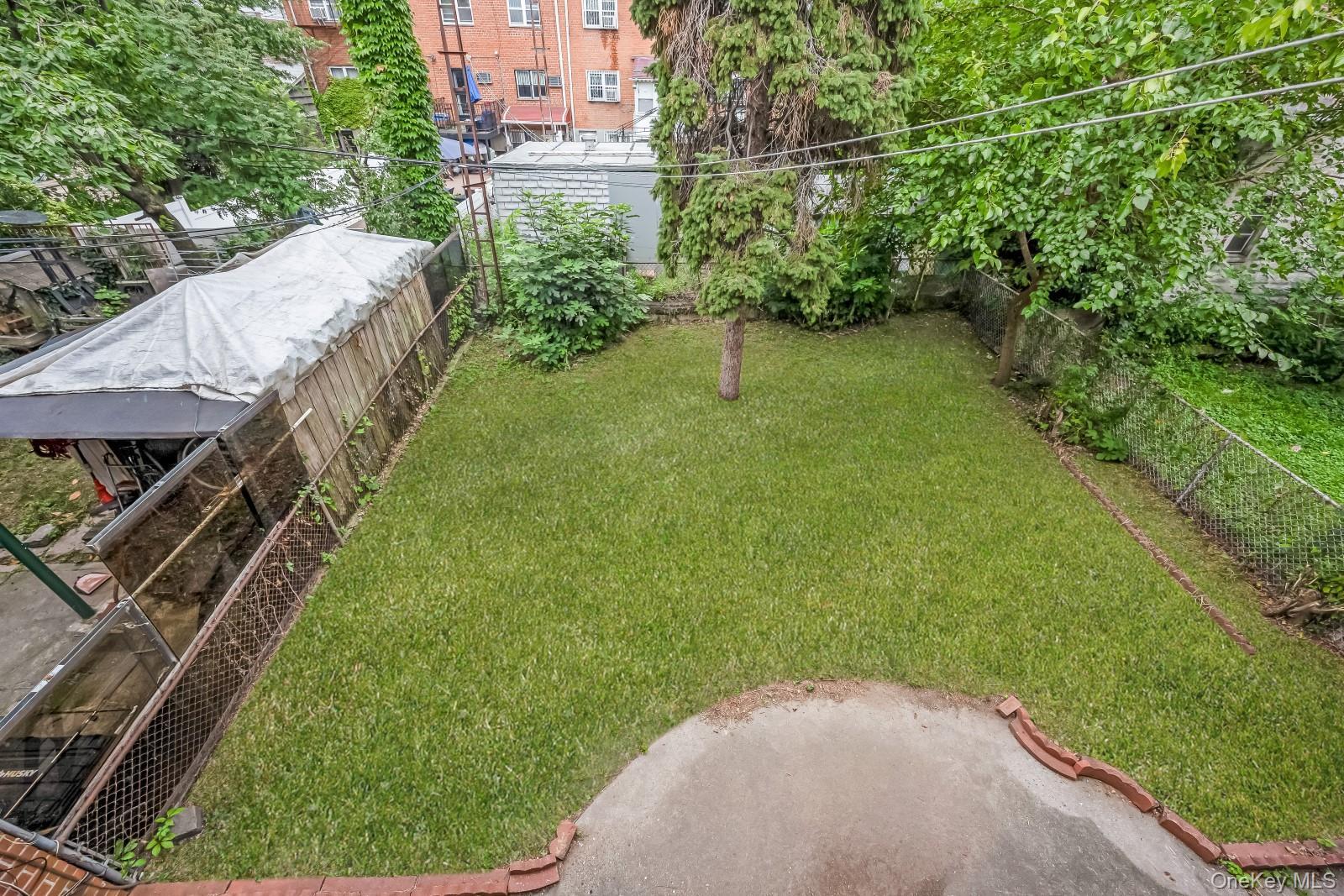 Single Family 75th Street Queens, NY 11379, MLS-1034758-21