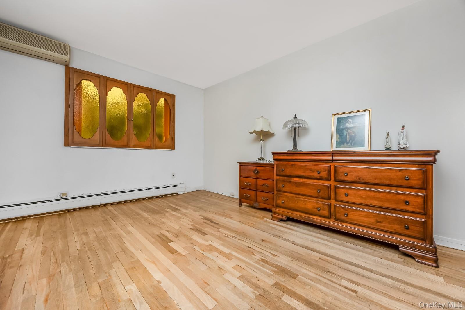Single Family 75th Street Queens, NY 11379, MLS-1034758-24