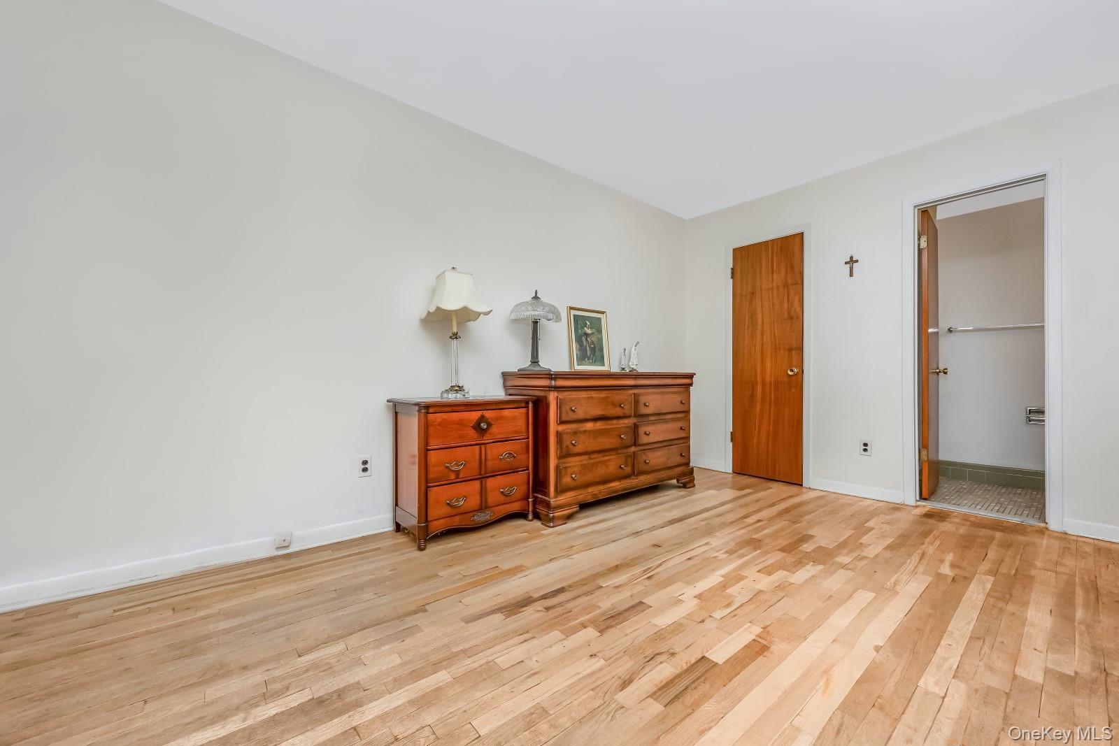 Single Family 75th Street Queens, NY 11379, MLS-1034758-25