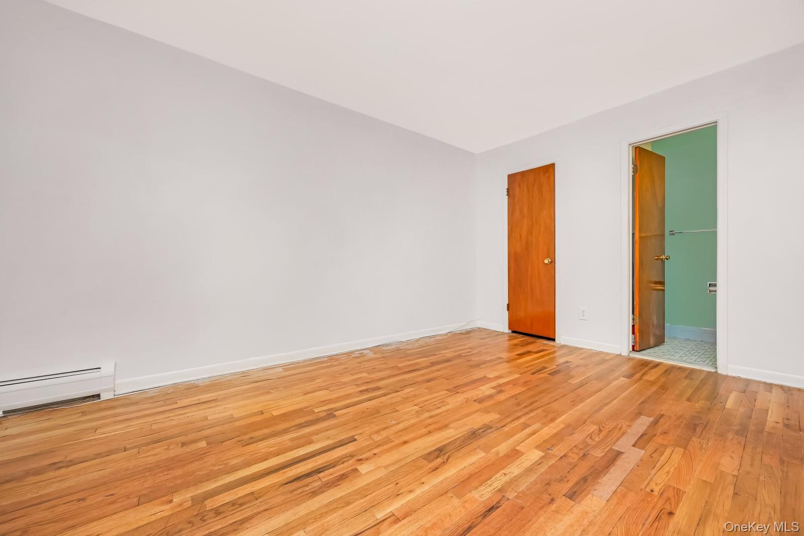 Single Family 75th Street Queens, NY 11379, MLS-1034758-40