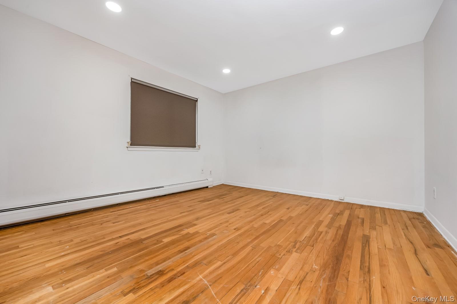 Single Family 75th Street Queens, NY 11379, MLS-1034758-8