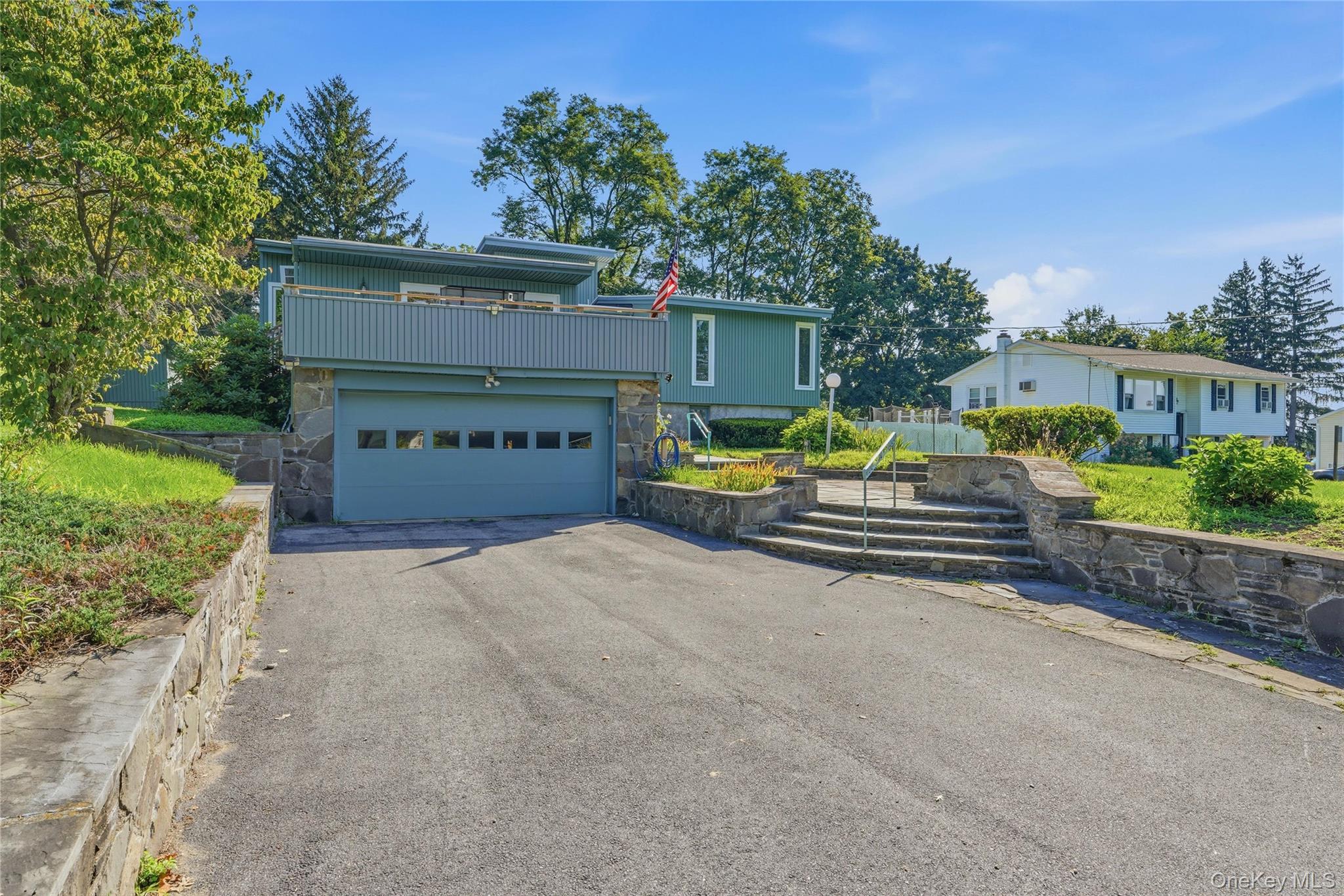 Single Family Kevin Heights Dutchess County, NY 12603, MLS-1034765-2