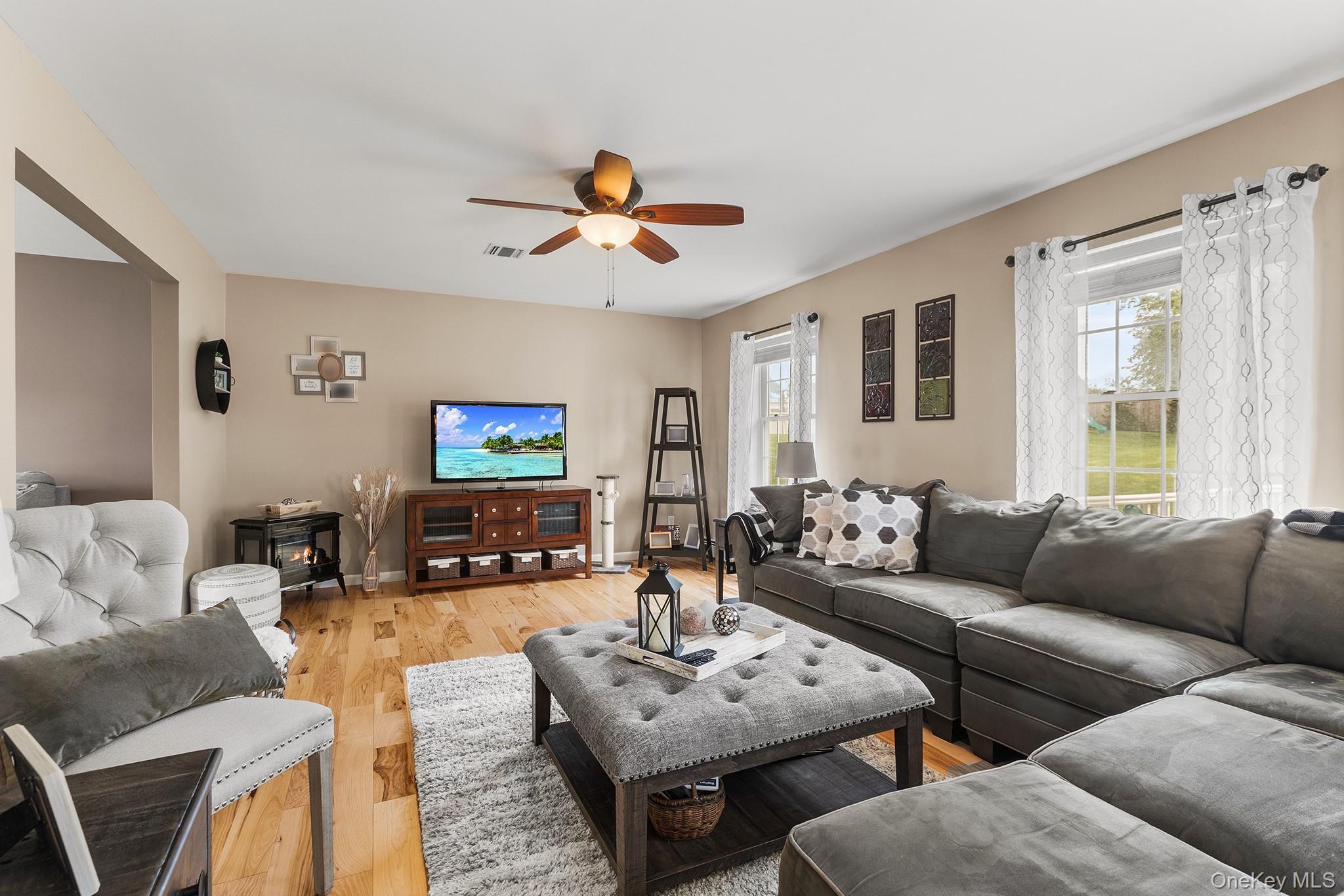 Single Family Apple Lane  Ulster County, NY 12528, MLS-1034790-13