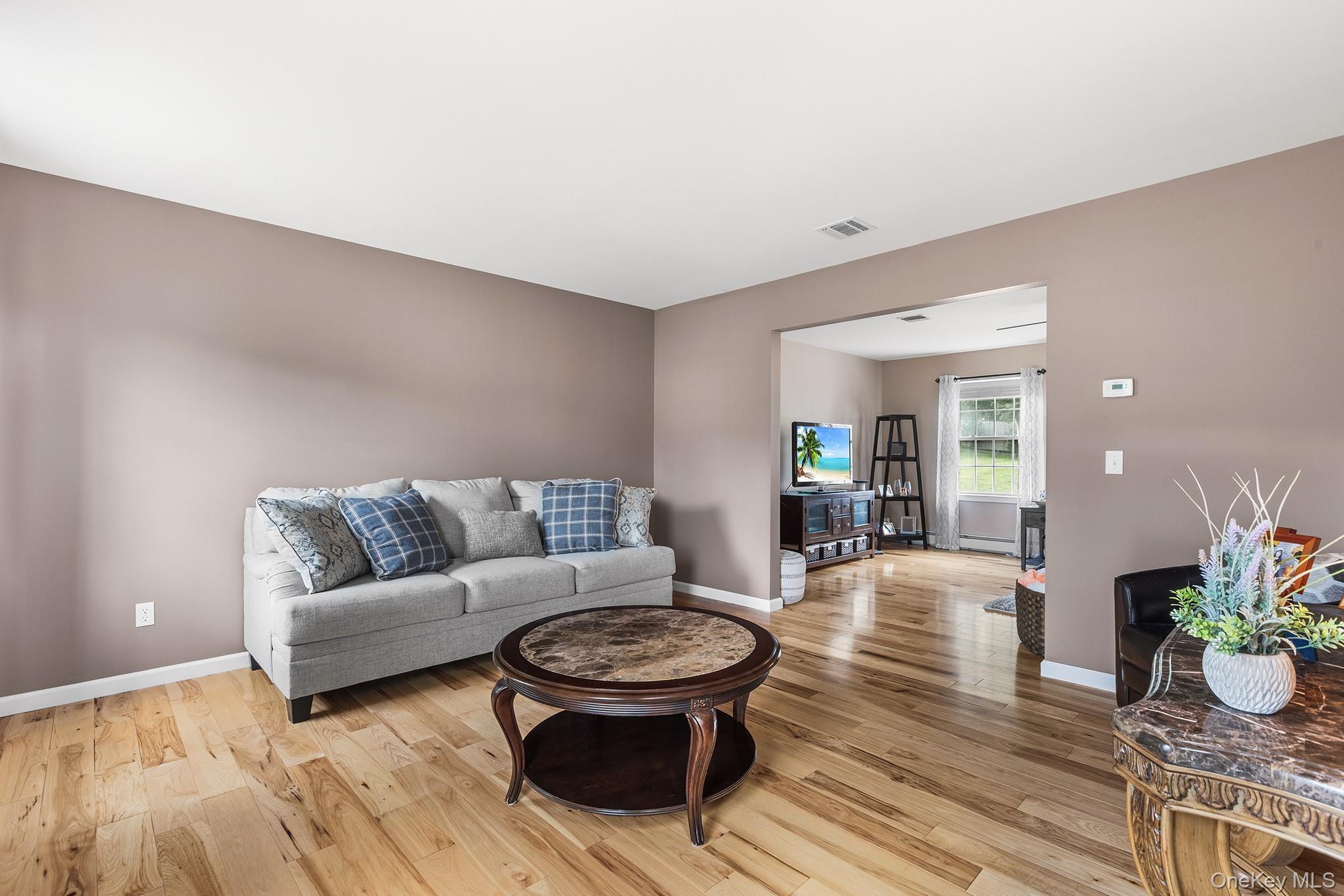 Single Family Apple Lane  Ulster County, NY 12528, MLS-1034790-8