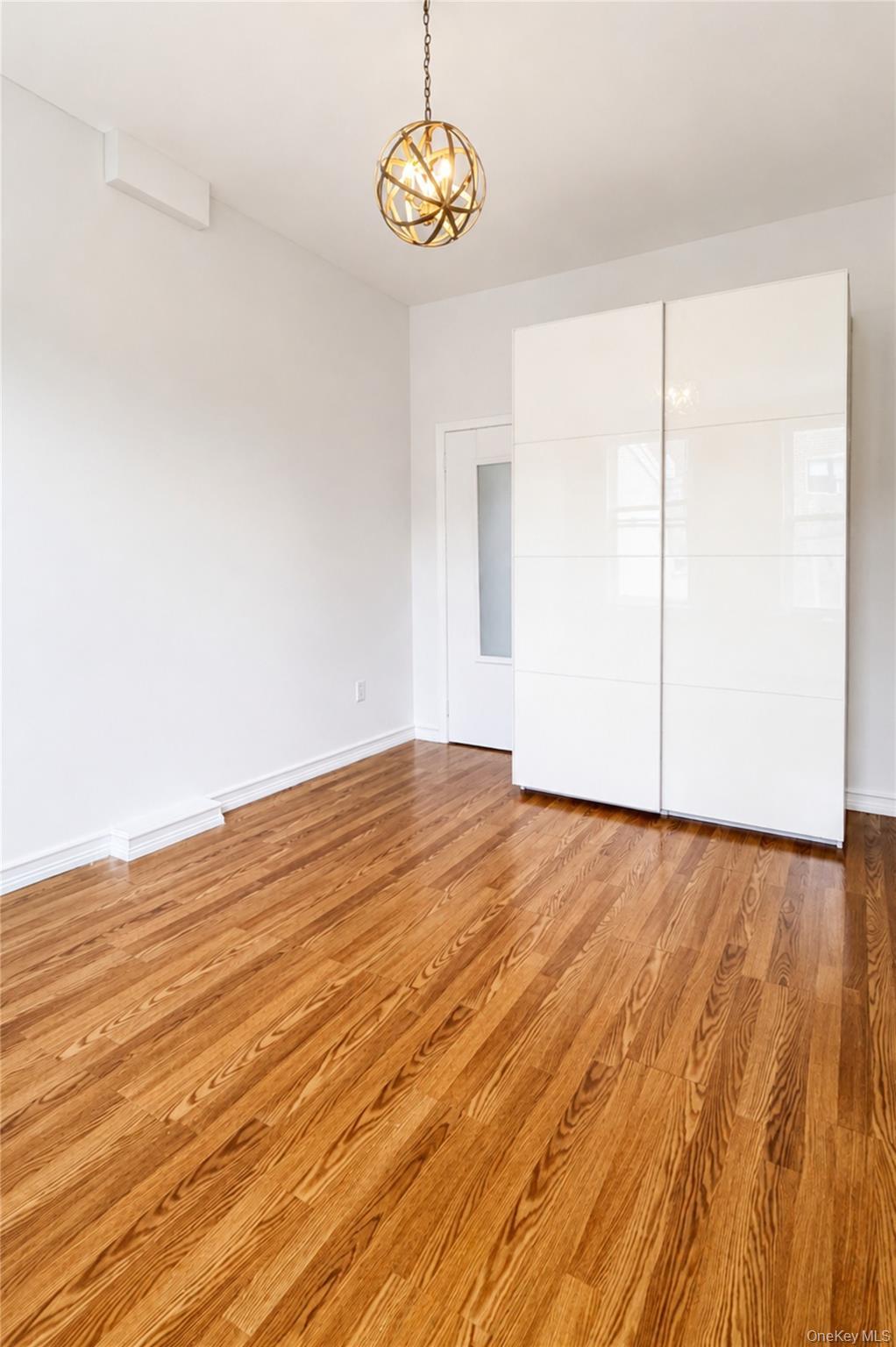 Single Family 25th Road Queens, NY 11102, MLS-1034812-20