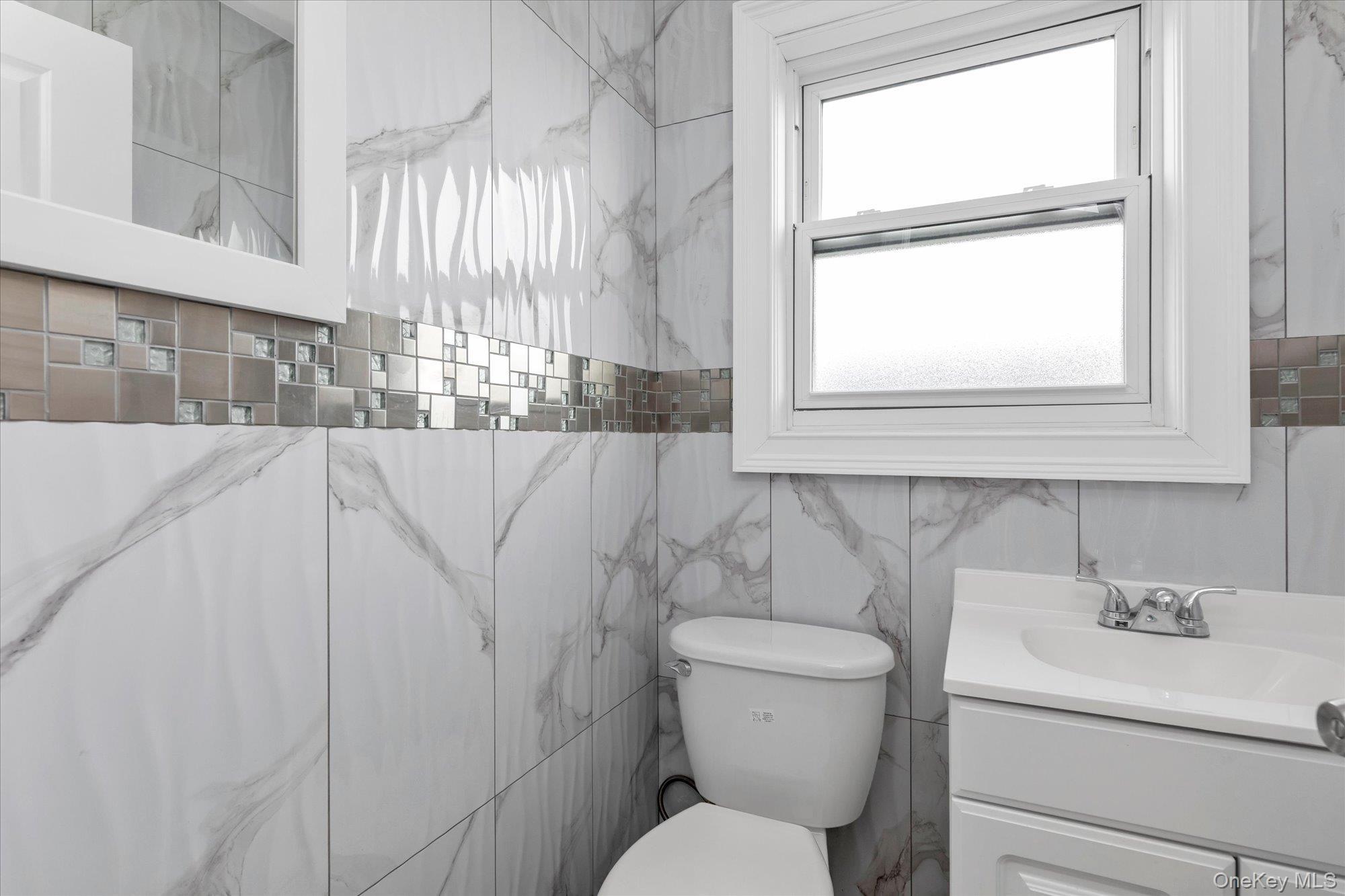 Single Family Memphis Avenue Queens, NY 11422, MLS-1034830-10