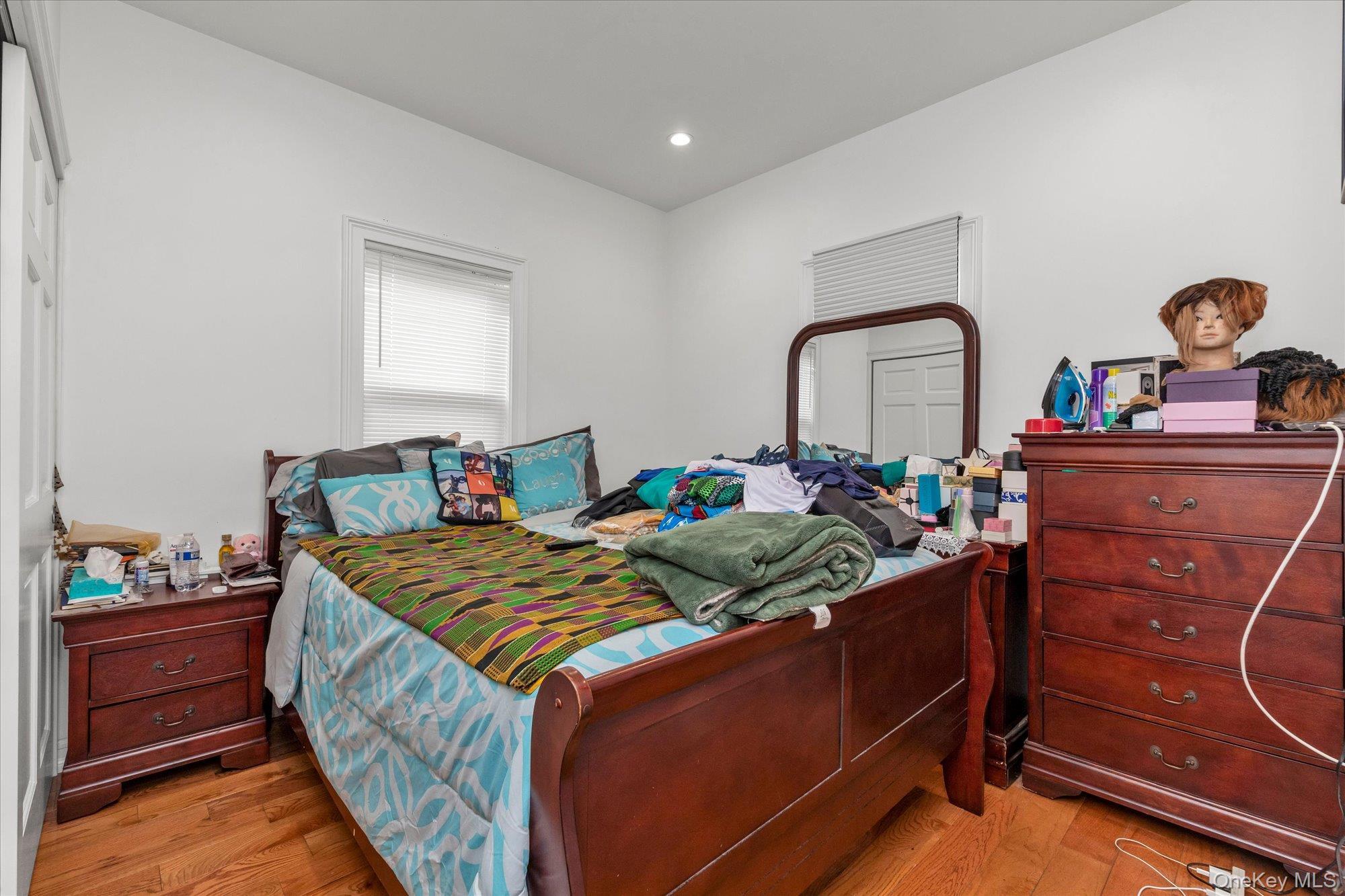 Single Family Memphis Avenue Queens, NY 11422, MLS-1034830-15