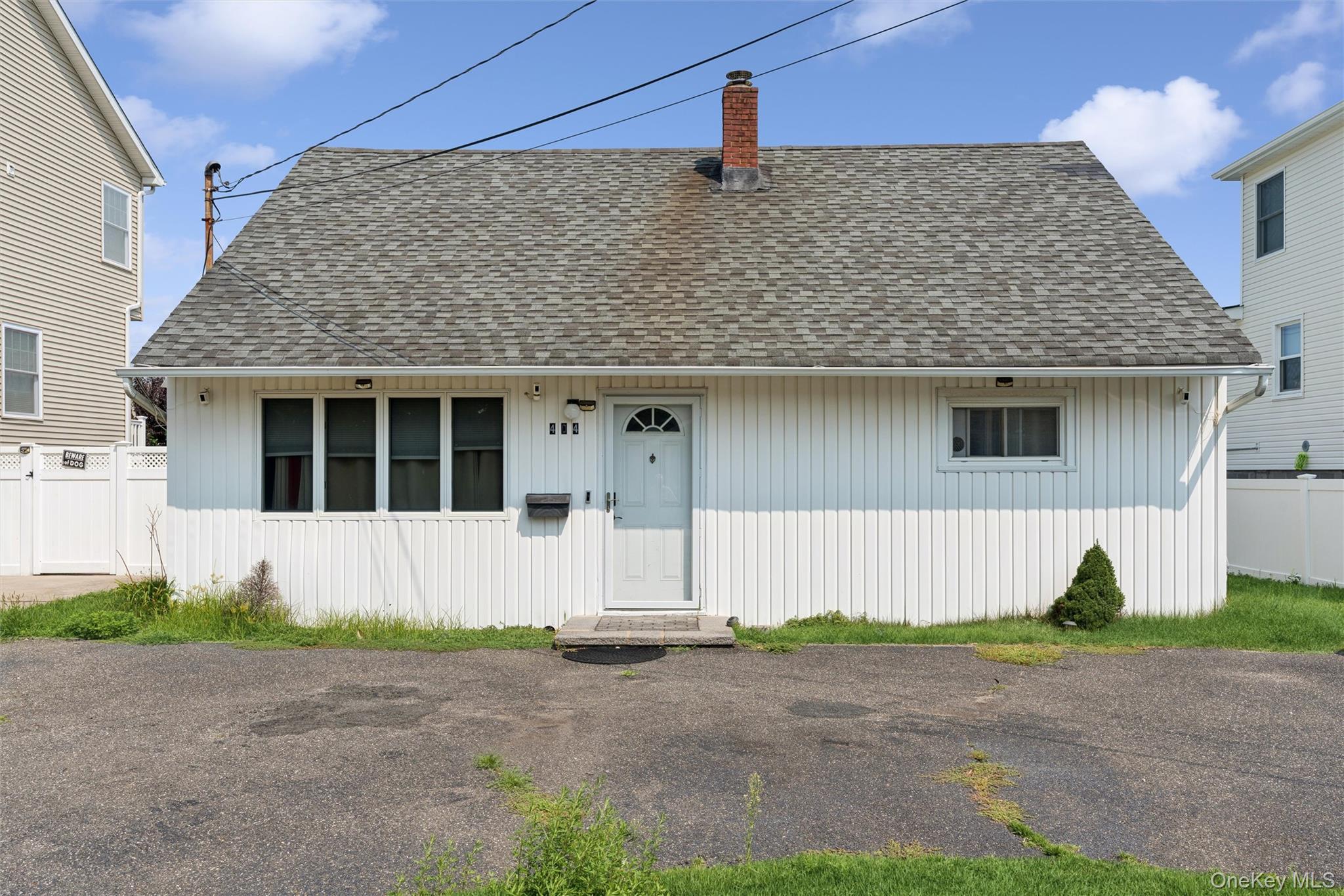 Single Family Front Street  Nassau County, NY 11710, MLS-1034842-2