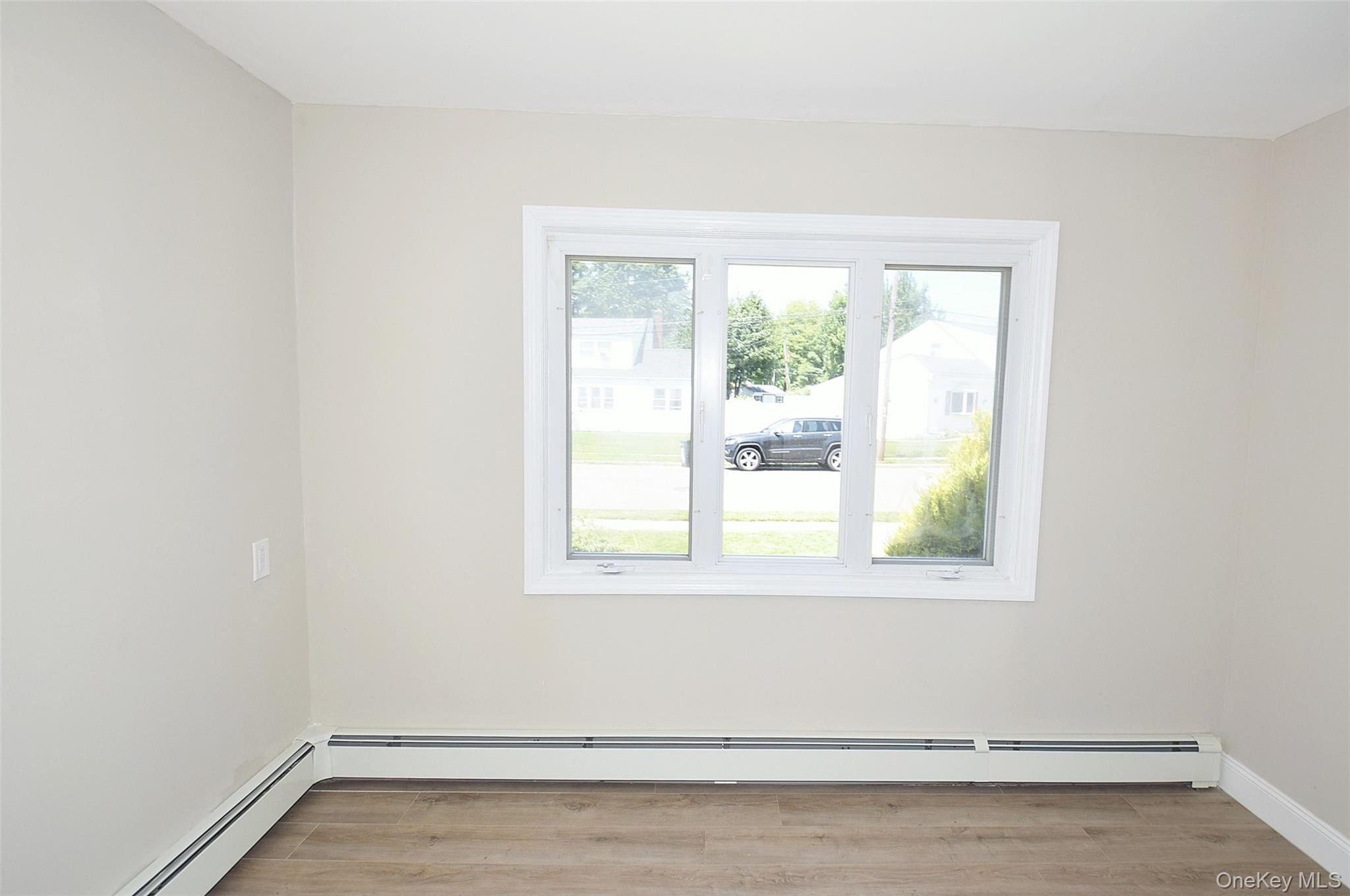 Single Family Raynor Street  Suffolk County, NY 11704, MLS-1034844-18