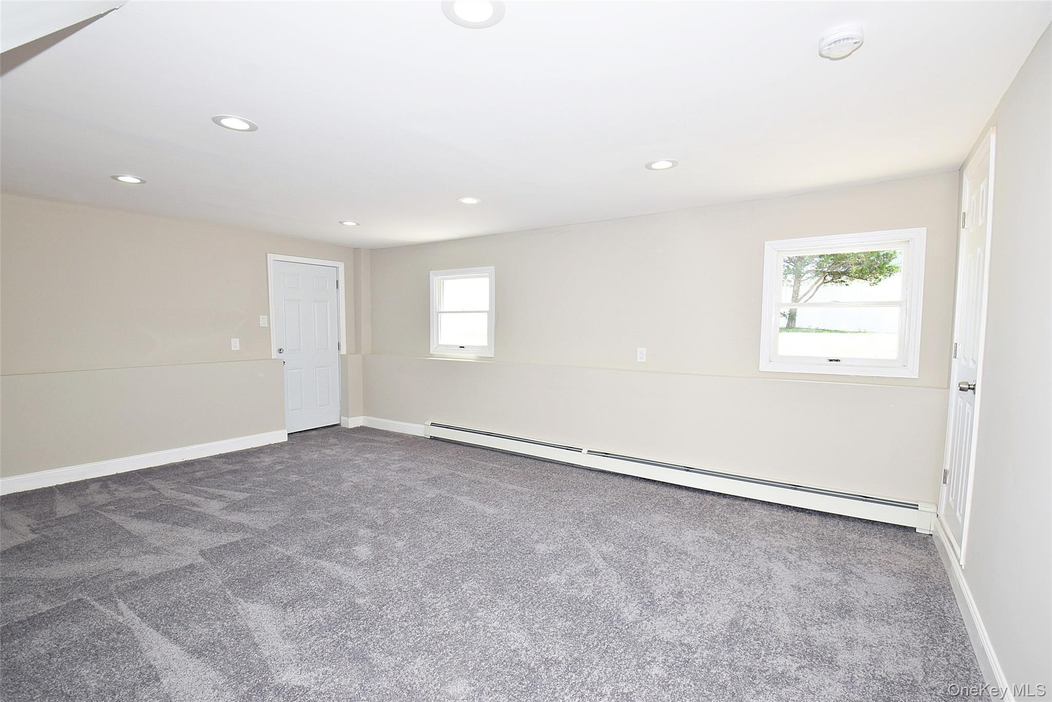 Single Family Raynor Street  Suffolk County, NY 11704, MLS-1034844-20