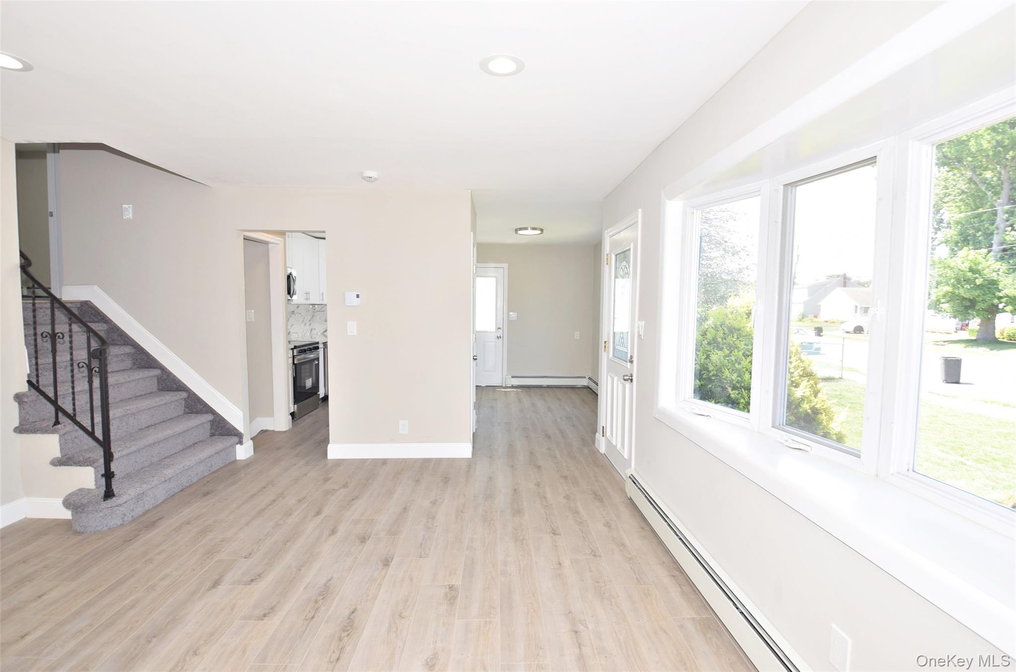 Single Family Raynor Street  Suffolk County, NY 11704, MLS-1034844-6