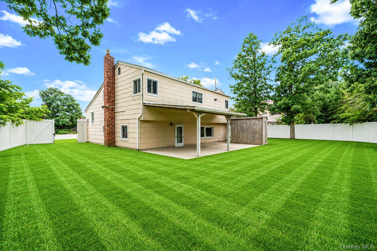 Single Family Hynes Place Nassau County, NY 11710, MLS-1034854-31