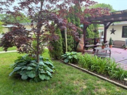 Single Family Old Country Road Suffolk County, NY 11901, MLS-1034893-11
