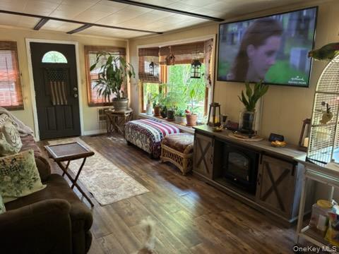 Single Family Old Country Road Suffolk County, NY 11901, MLS-1034893-15