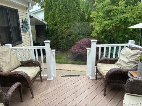 Single Family Old Country Road Suffolk County, NY 11901, MLS-1034893-9