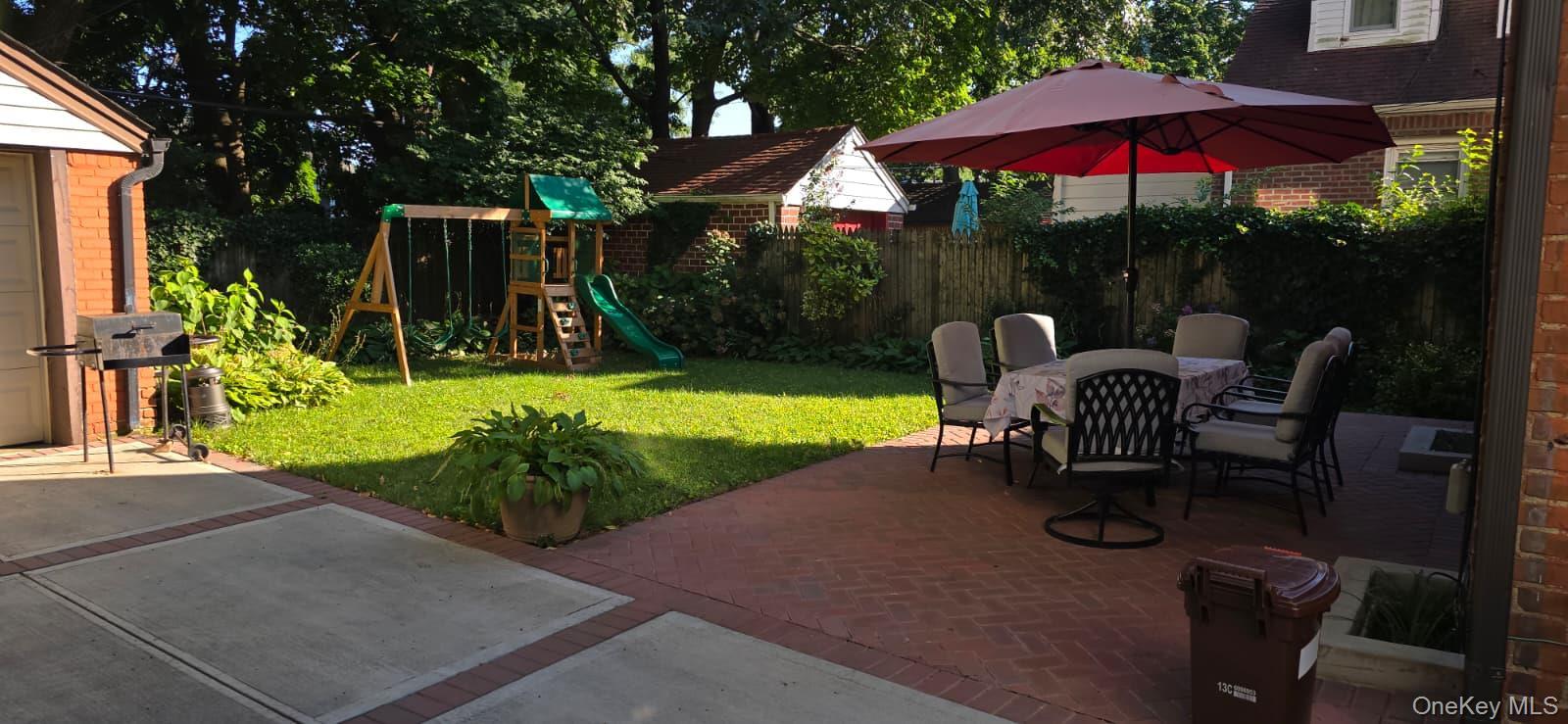 Single Family Whitehall Terrace Queens, NY 11427, MLS-1034899-22