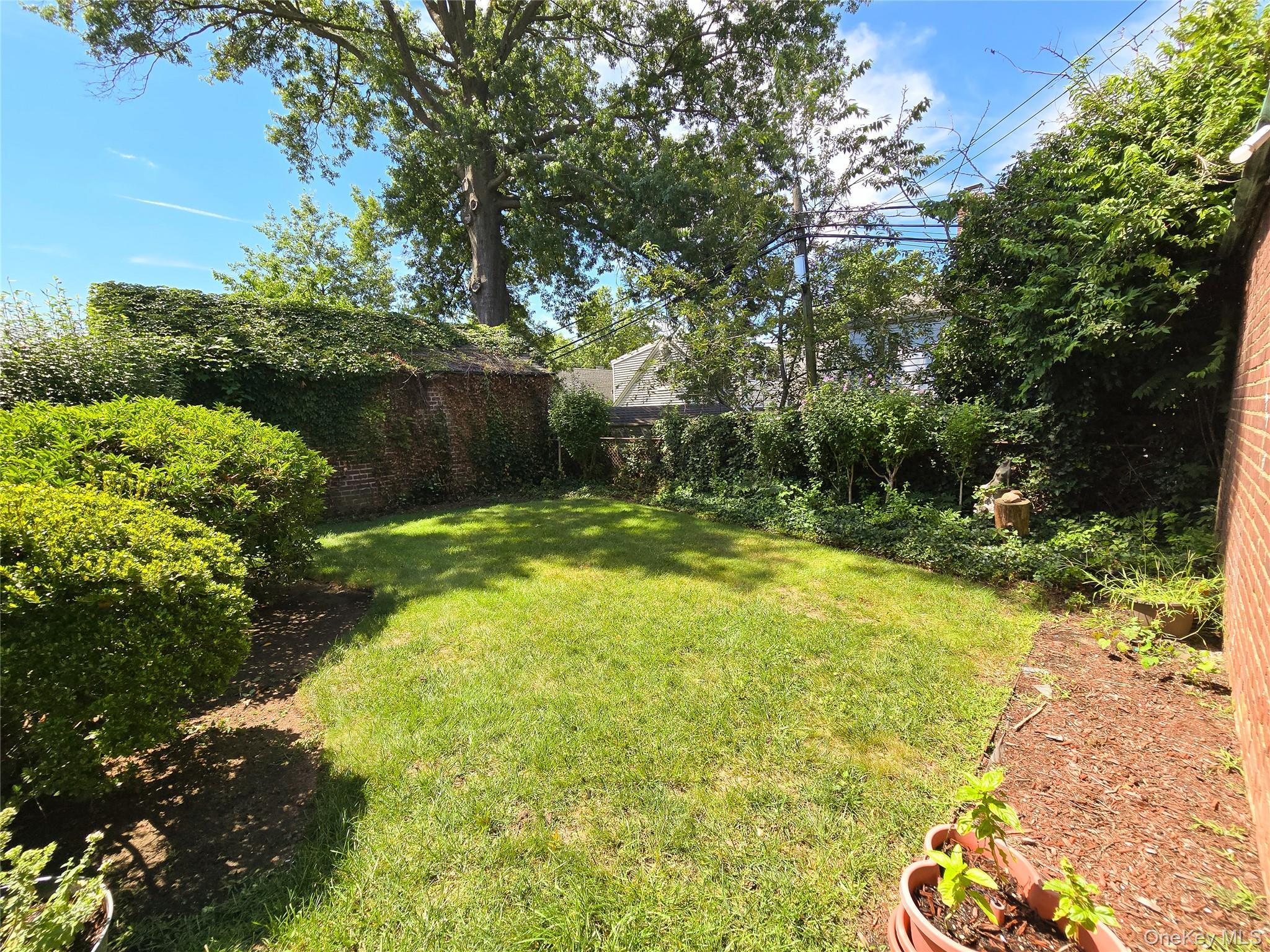 Single Family 212 Street Queens, NY 11364, MLS-1034910-27