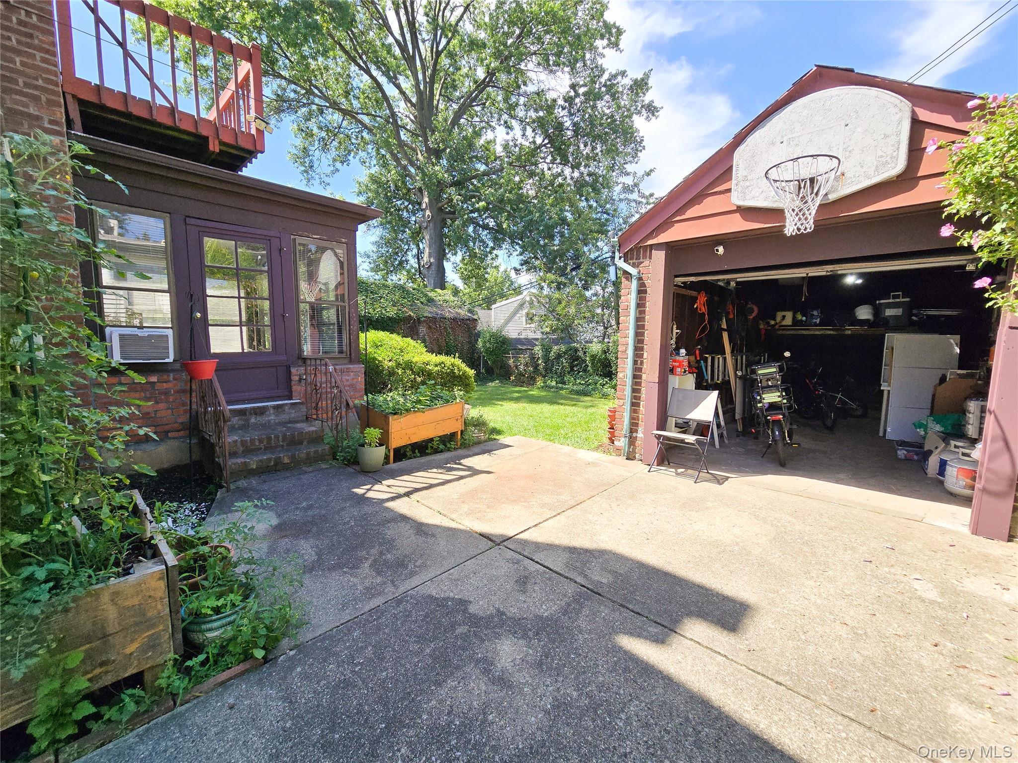 Single Family 212 Street Queens, NY 11364, MLS-1034910-29