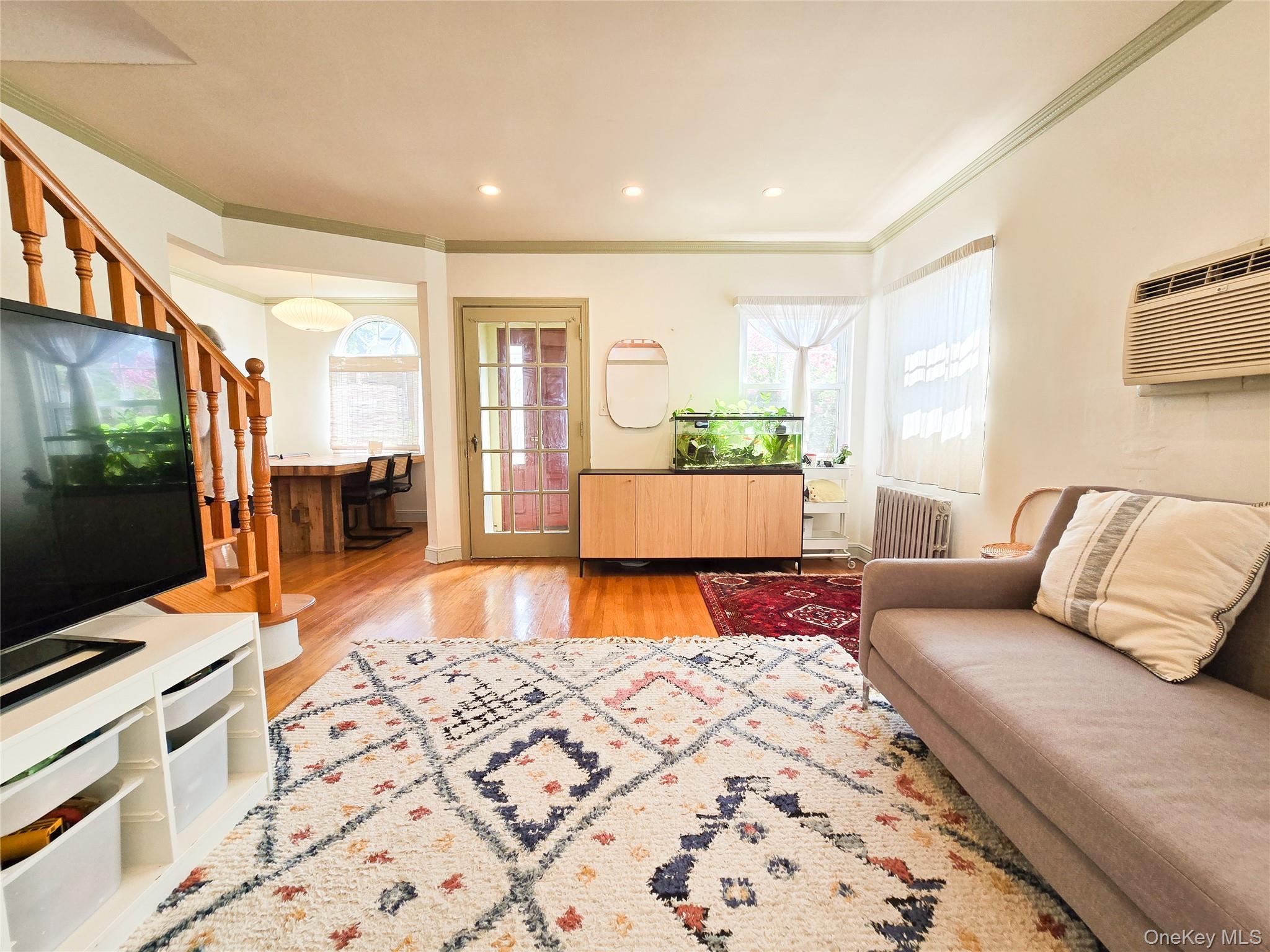 Single Family 212 Street Queens, NY 11364, MLS-1034910-3