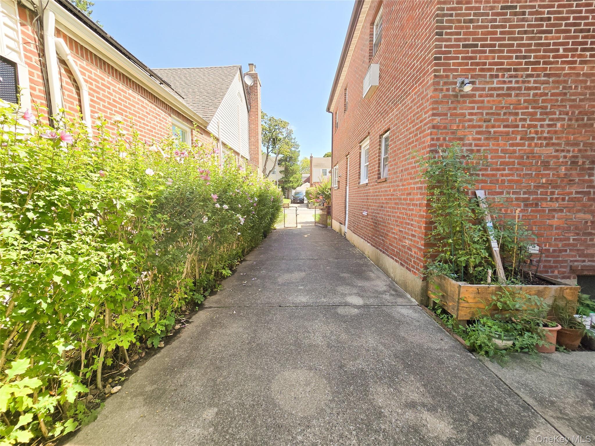 Single Family 212 Street Queens, NY 11364, MLS-1034910-30