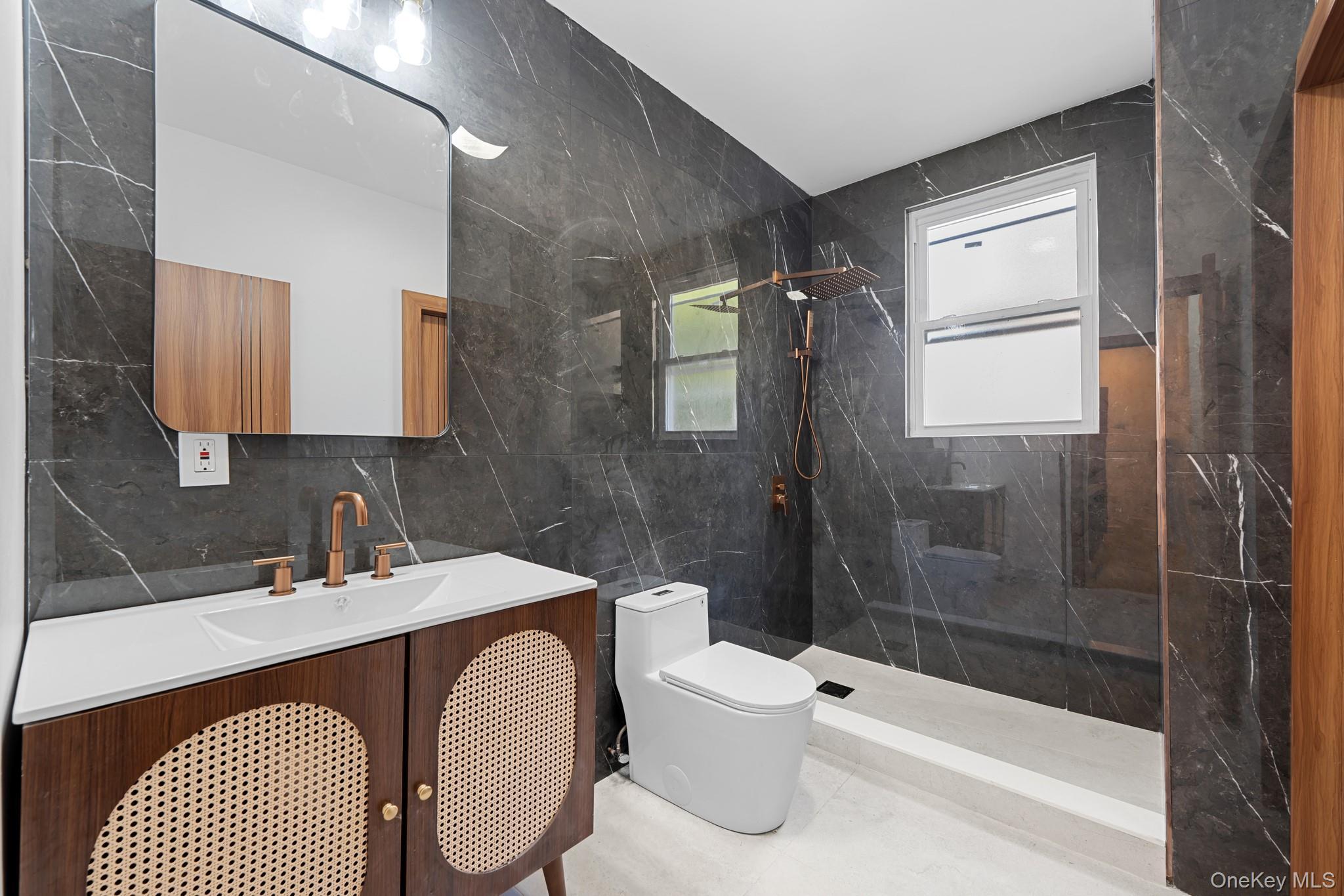Single Family Bainbridge Avenue Bronx, NY 10458, MLS-1034944-7