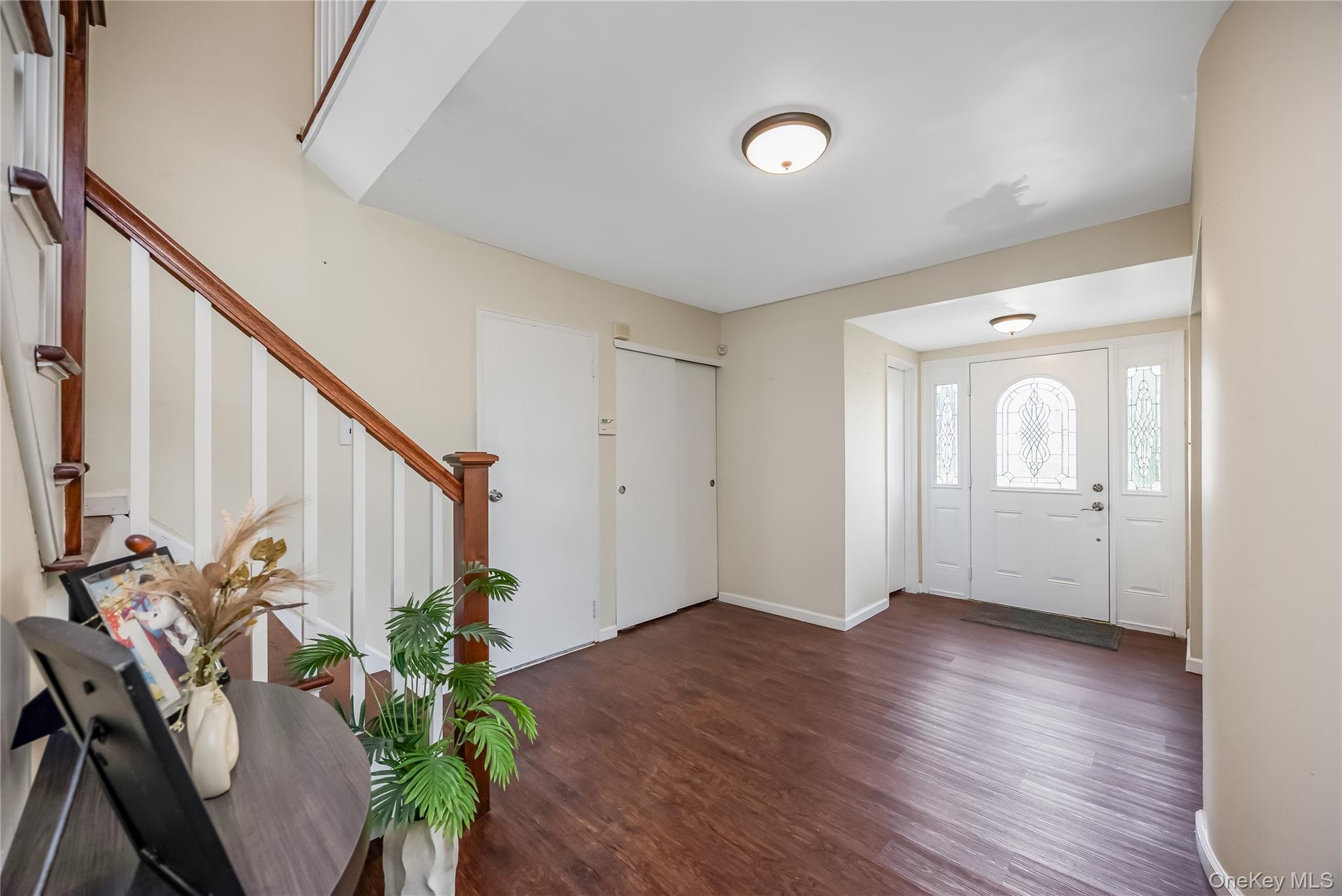 Single Family Autumn Lane Suffolk County, NY 11701, MLS-1034949-2